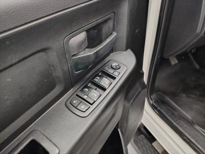 2018 RAM 2500 Tradesman Crew Cab 4x4 6'4' Box
