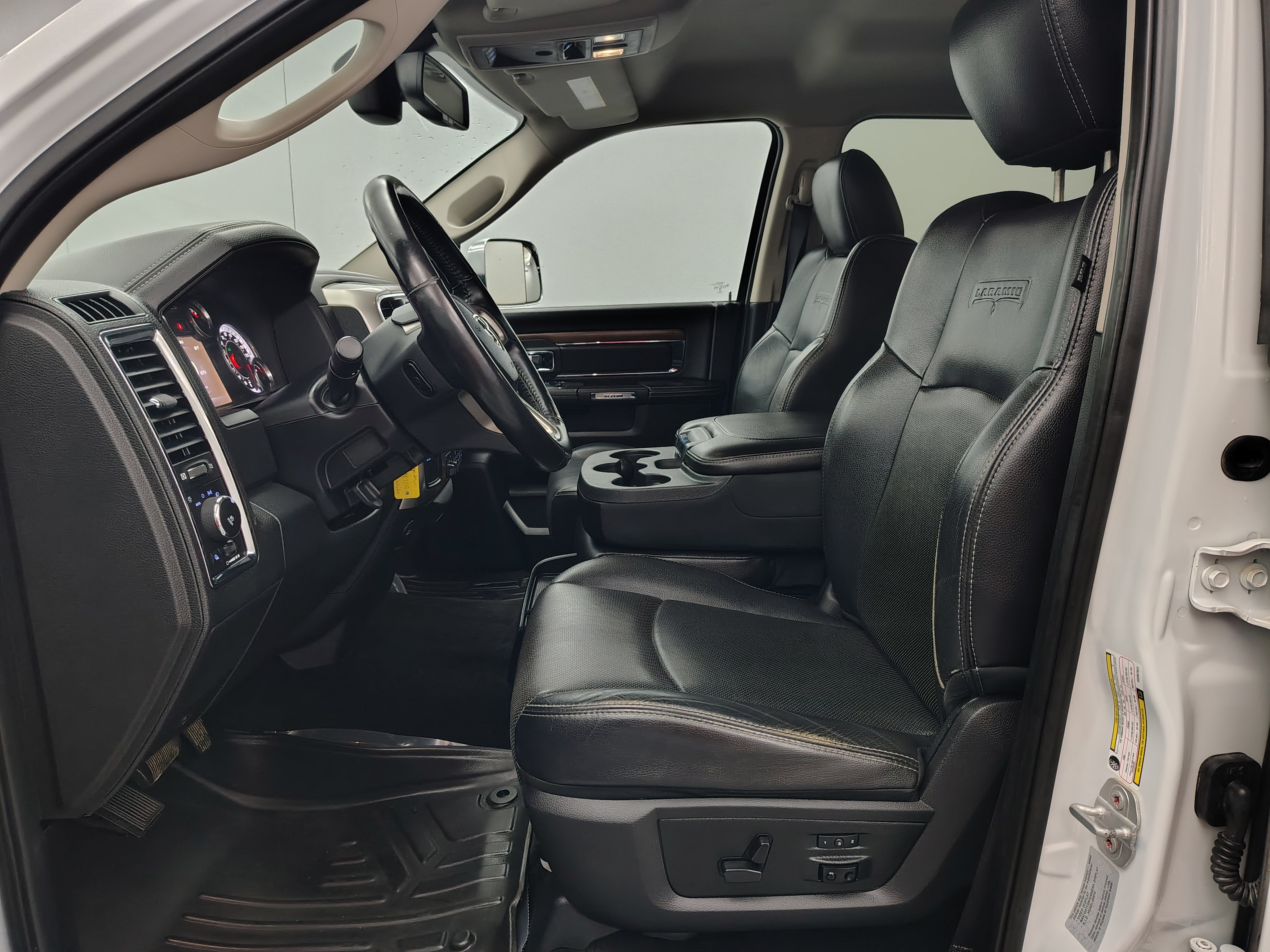 2016 RAM 2500 Laramie