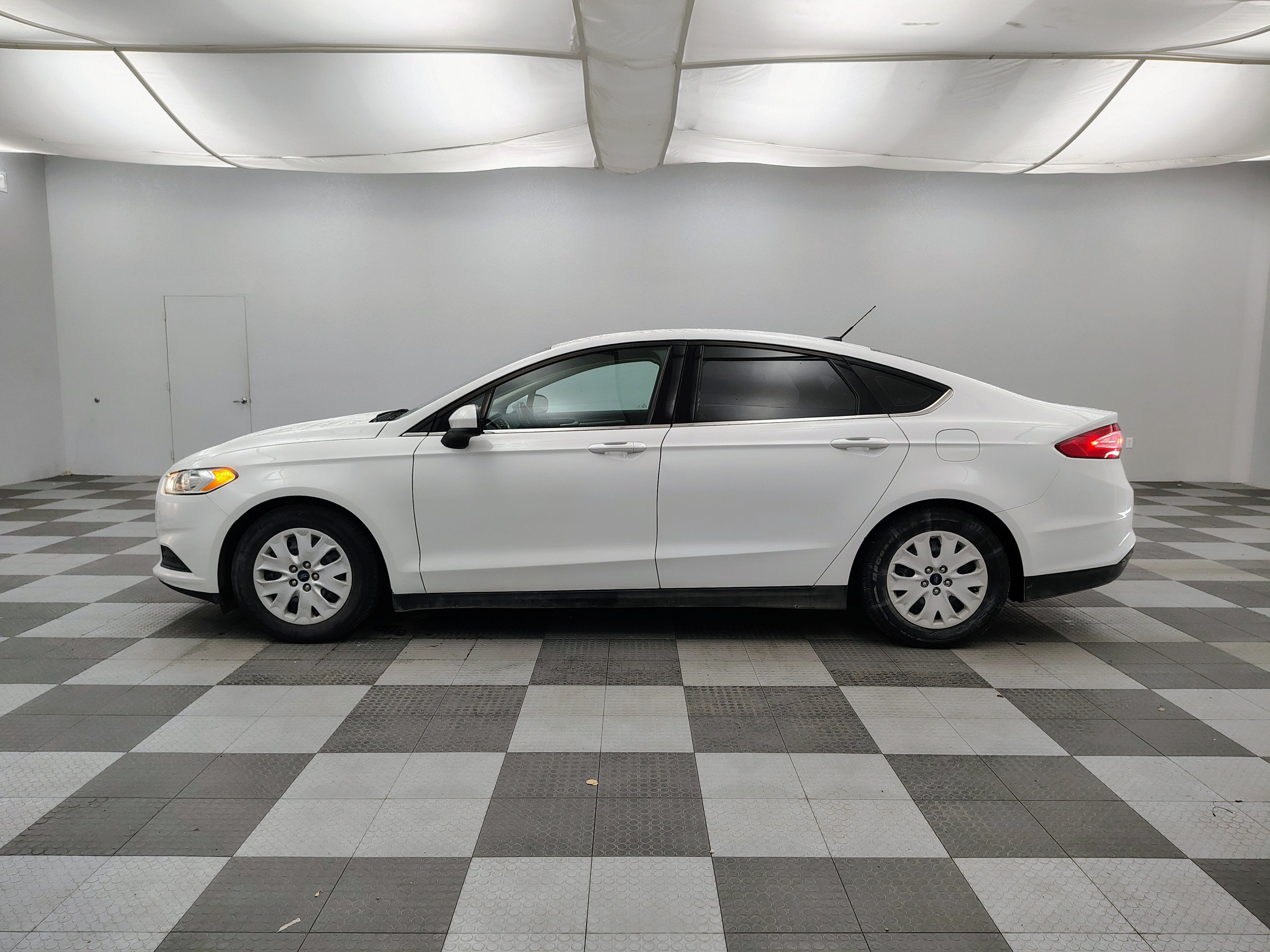 2014 Ford Fusion S