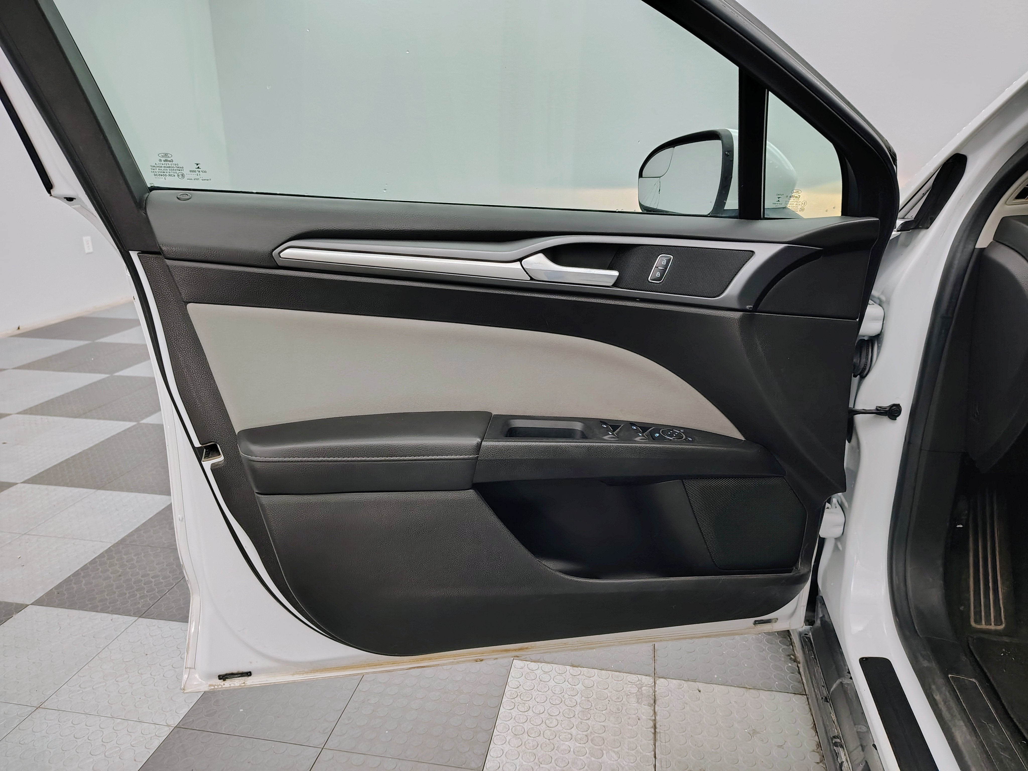 2014 Ford Fusion S