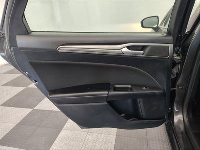 2020 Ford Fusion SE