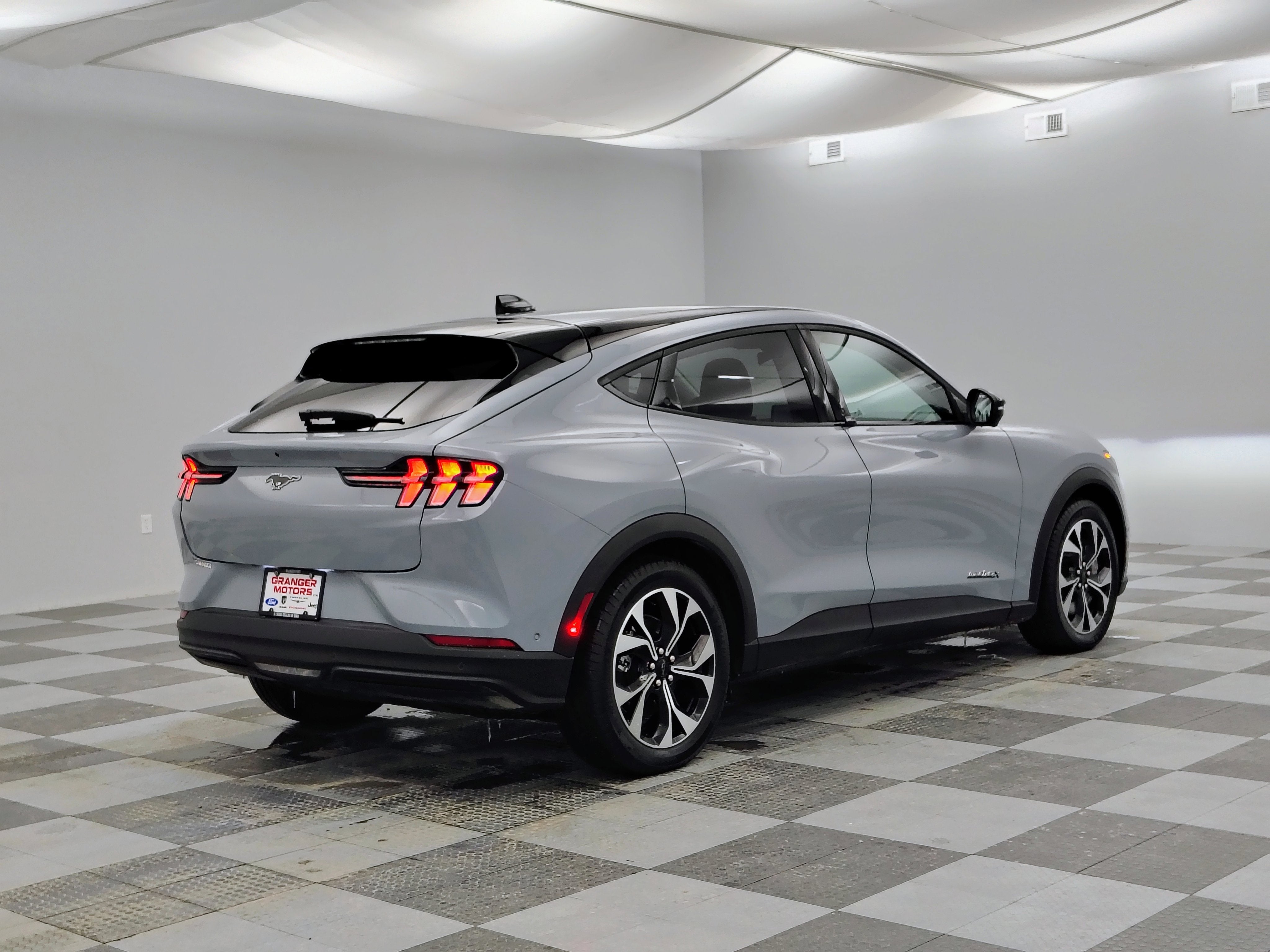 2024 Ford Mustang Mach-E Select