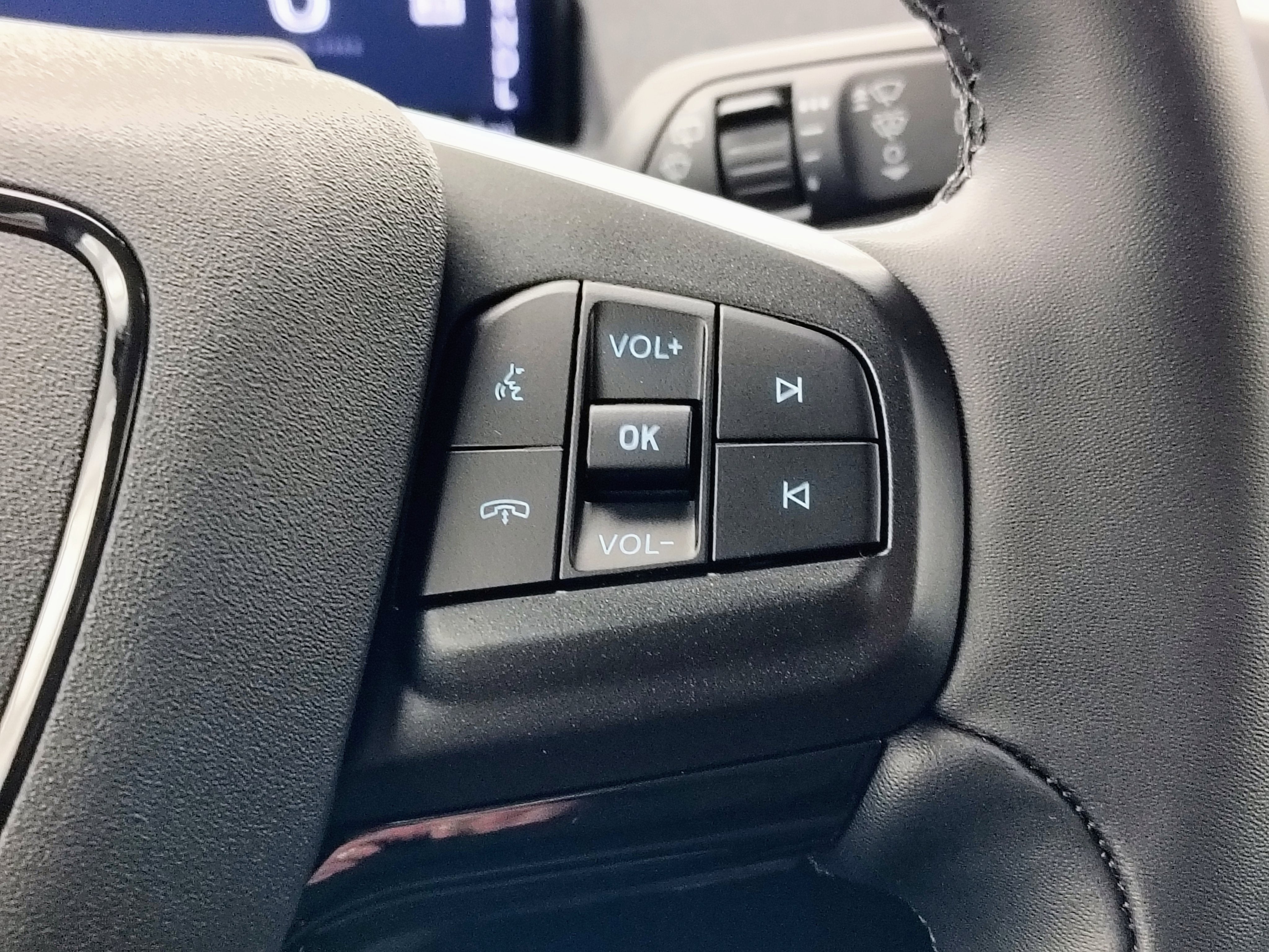 2024 Ford Mustang Mach-E Select