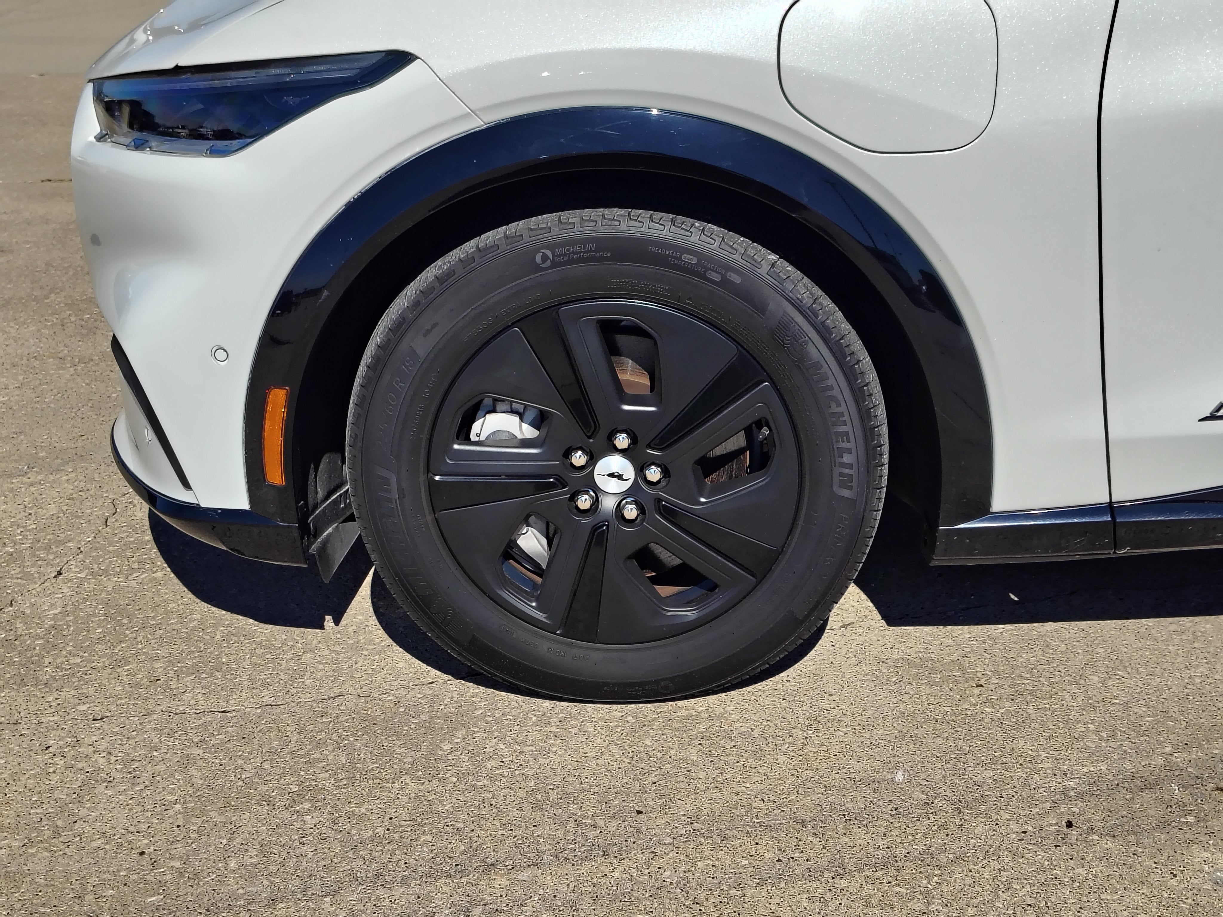 2023 Ford Mustang Mach-E California Route 1