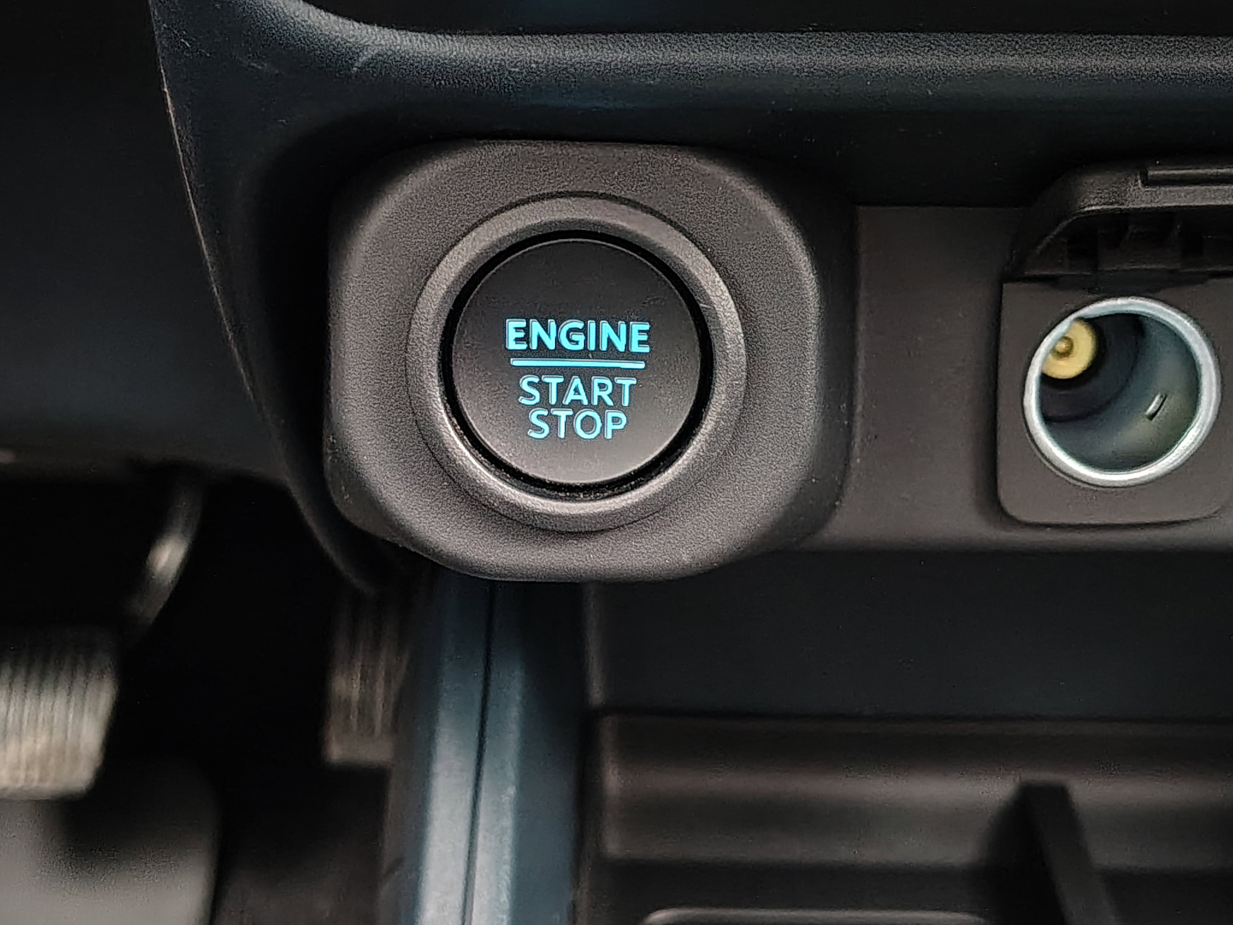 2026 Ford Maverick Lobo High