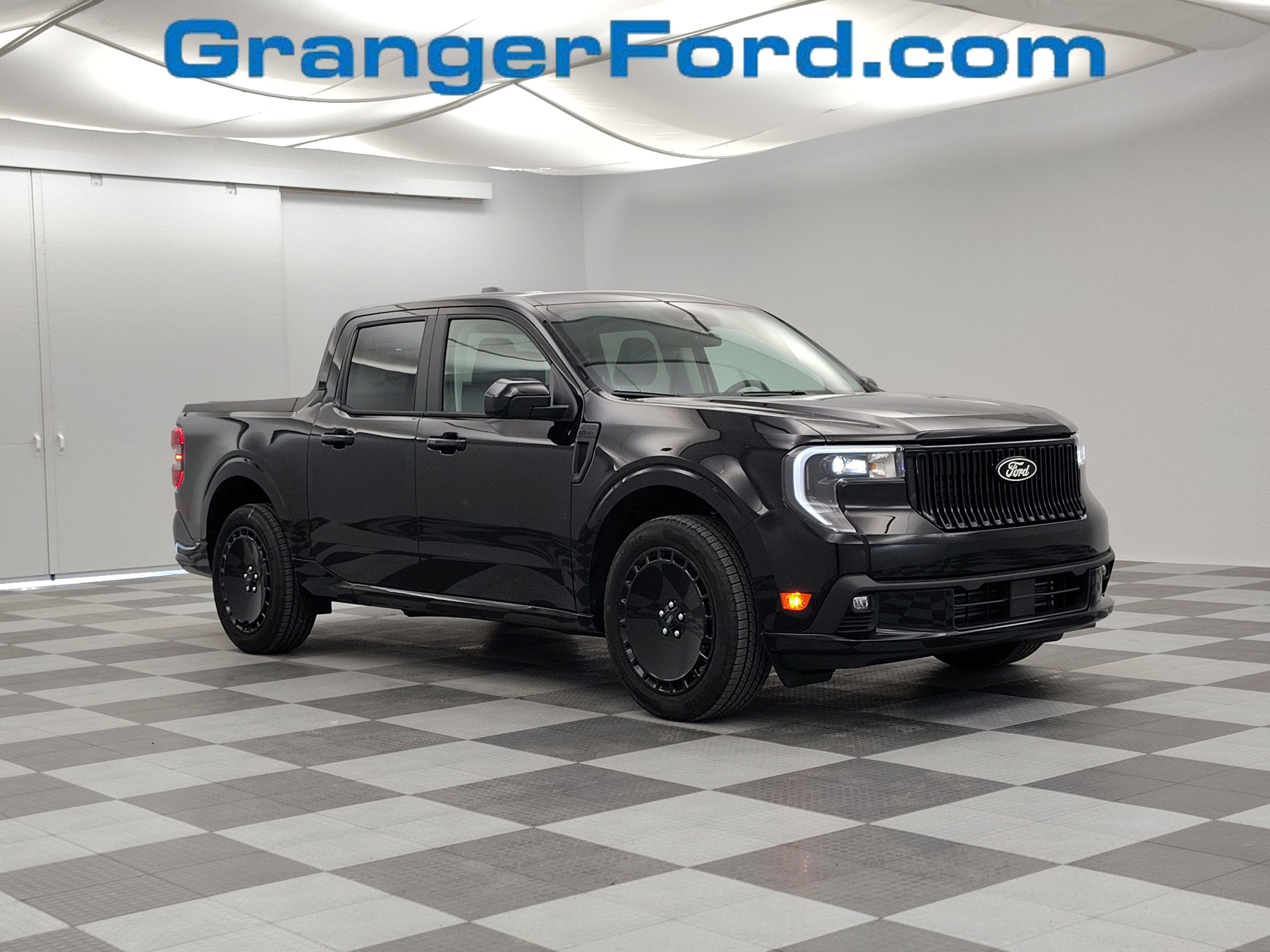 2025 Ford Maverick Lobo Standard