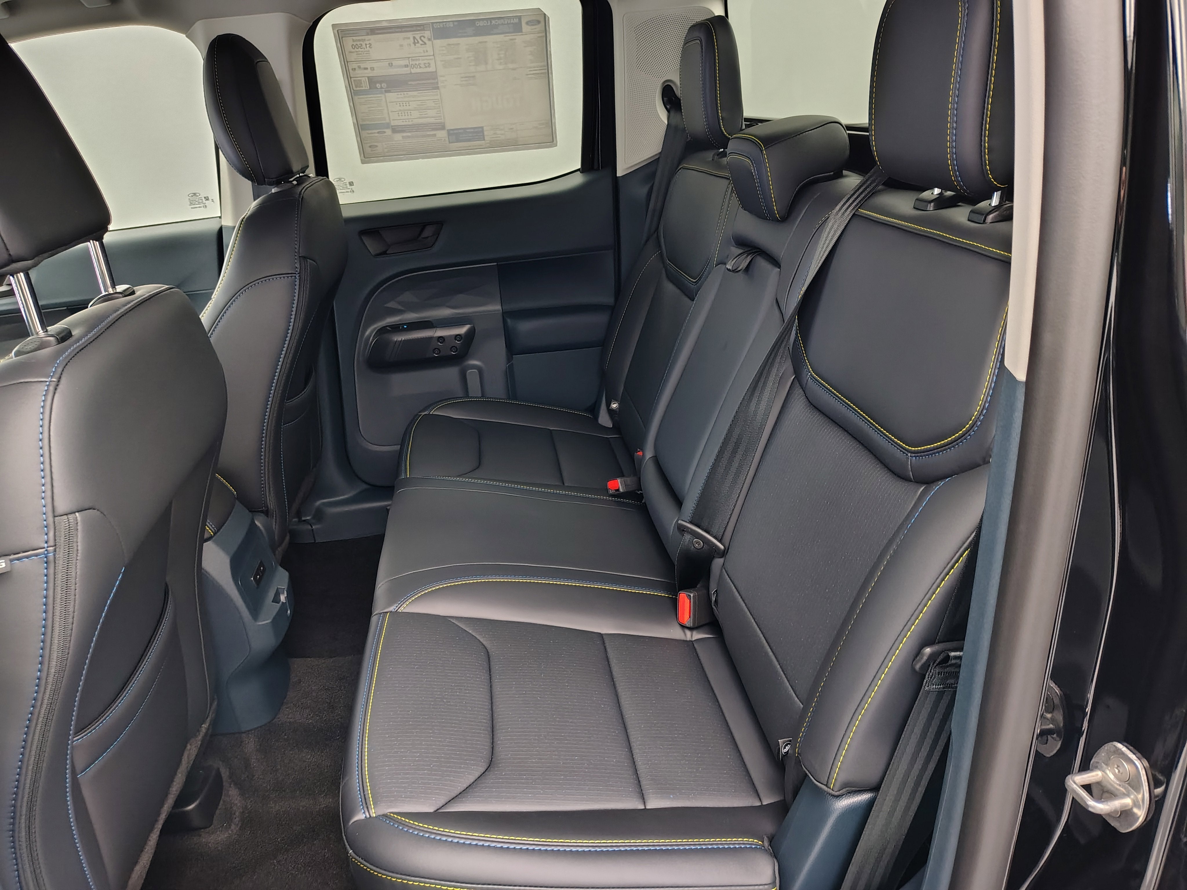 2025 Ford Maverick Lobo Standard