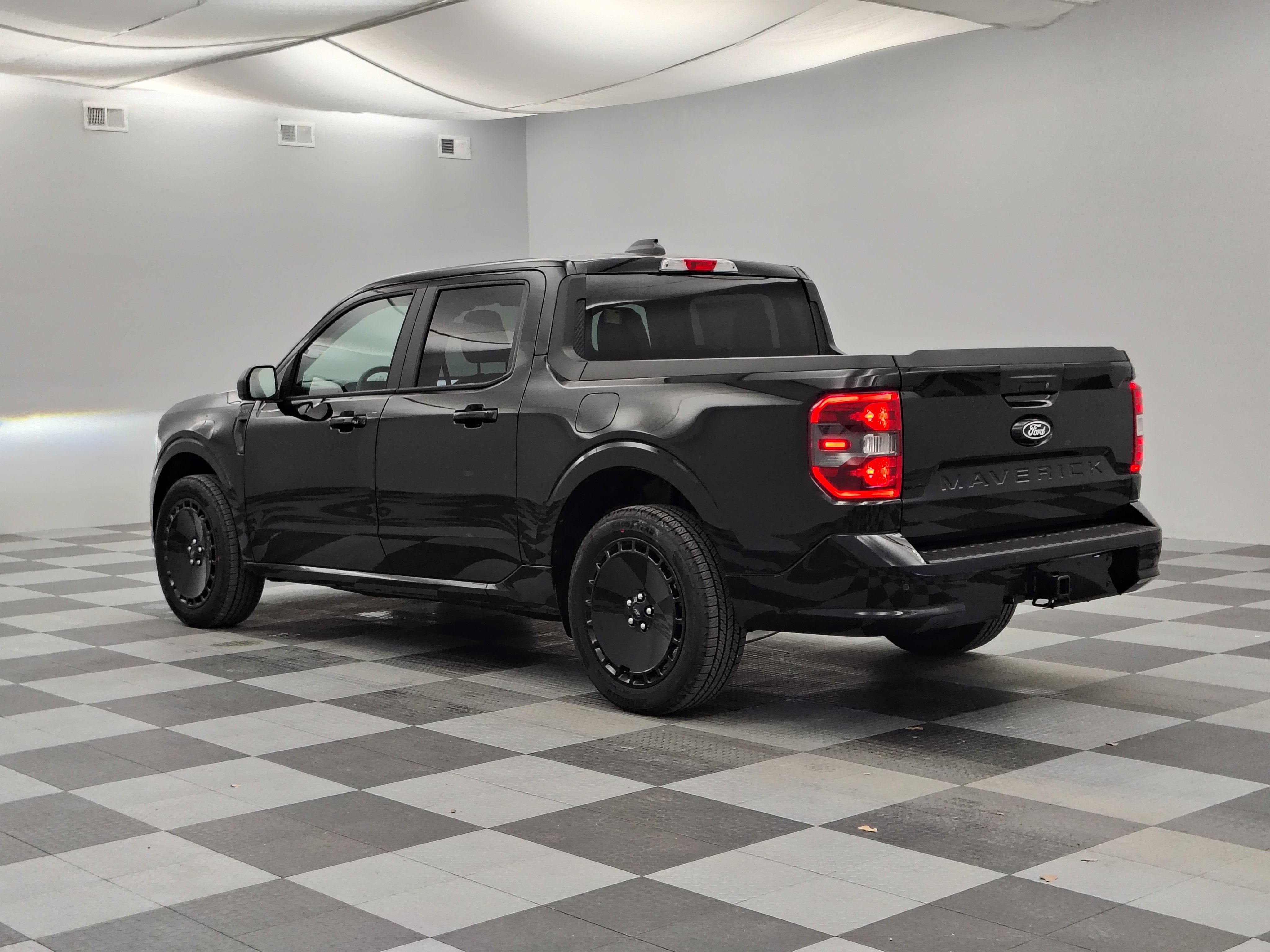 2025 Ford Maverick Lobo Standard