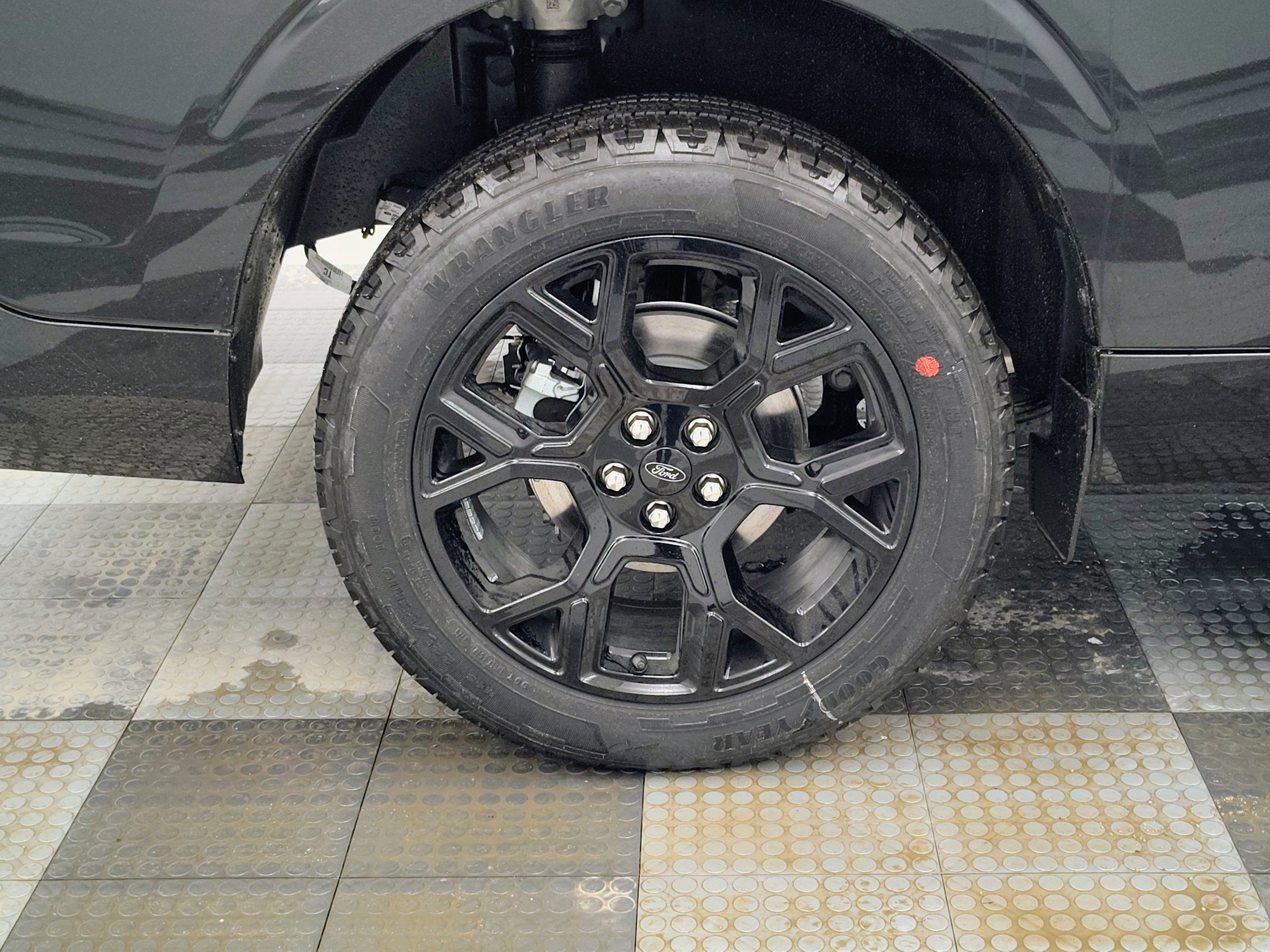 2026 Ford Maverick Lobo Standard