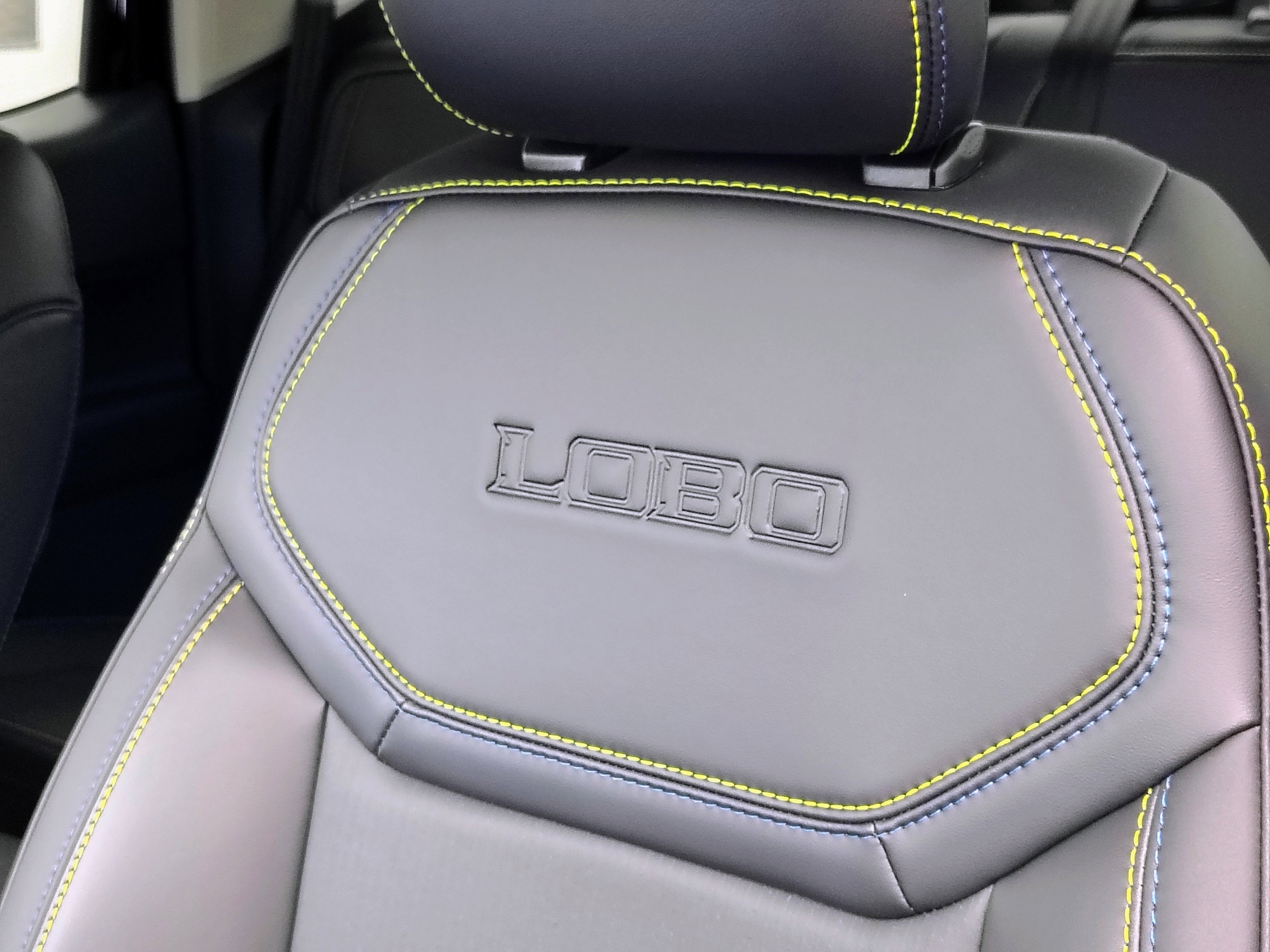 2026 Ford Maverick Lobo Standard