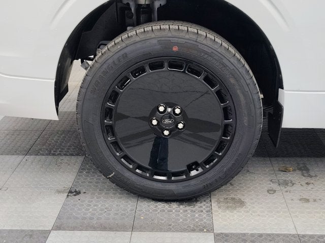 2025 Ford Maverick Lobo Standard