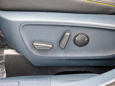 2025 Ford Maverick Lobo Standard