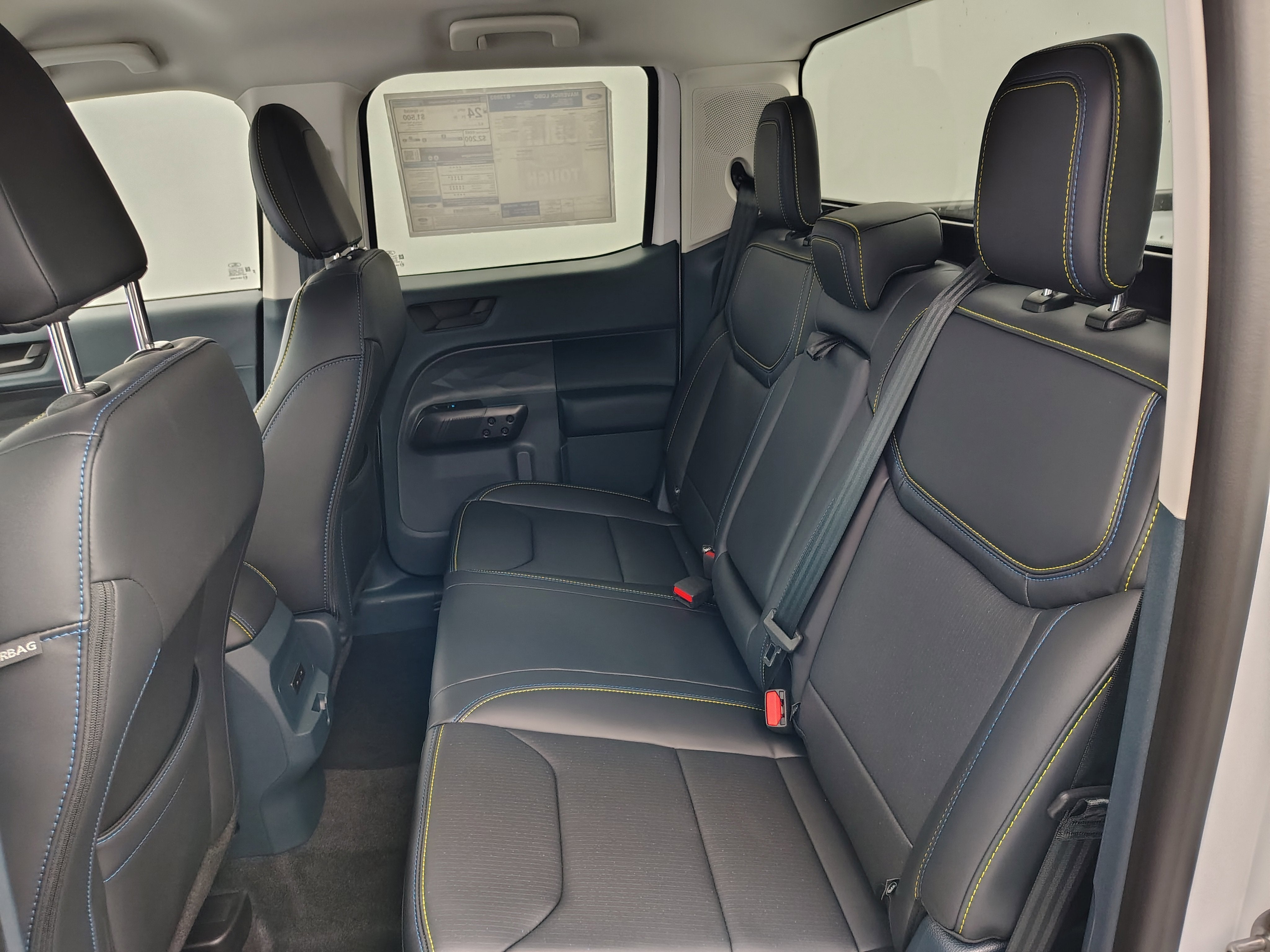 2025 Ford Maverick Lobo Standard