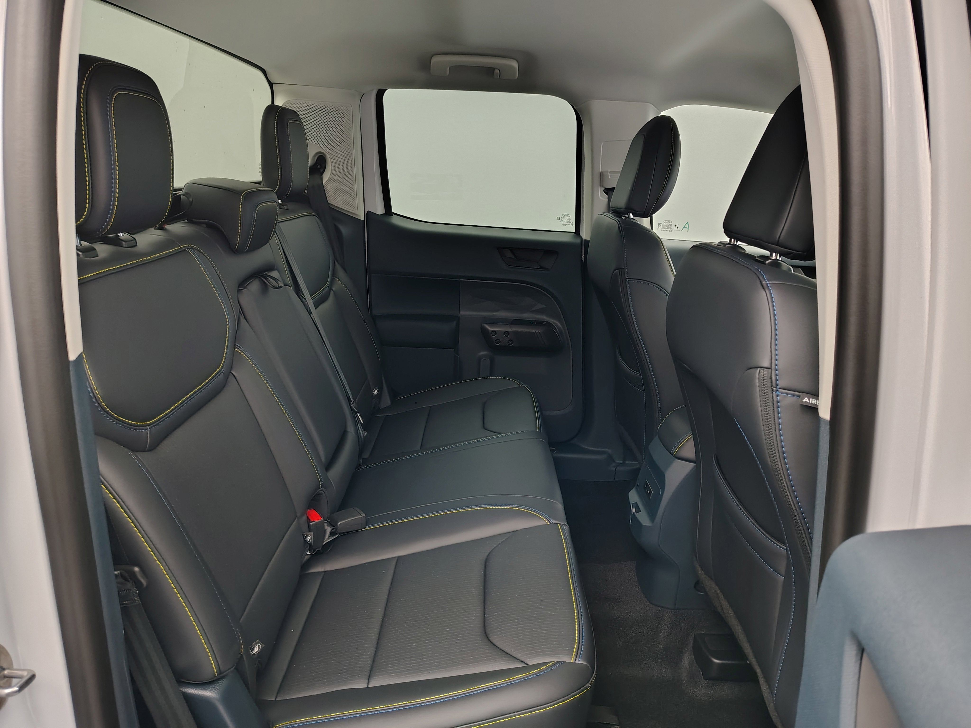 2025 Ford Maverick Lobo Standard