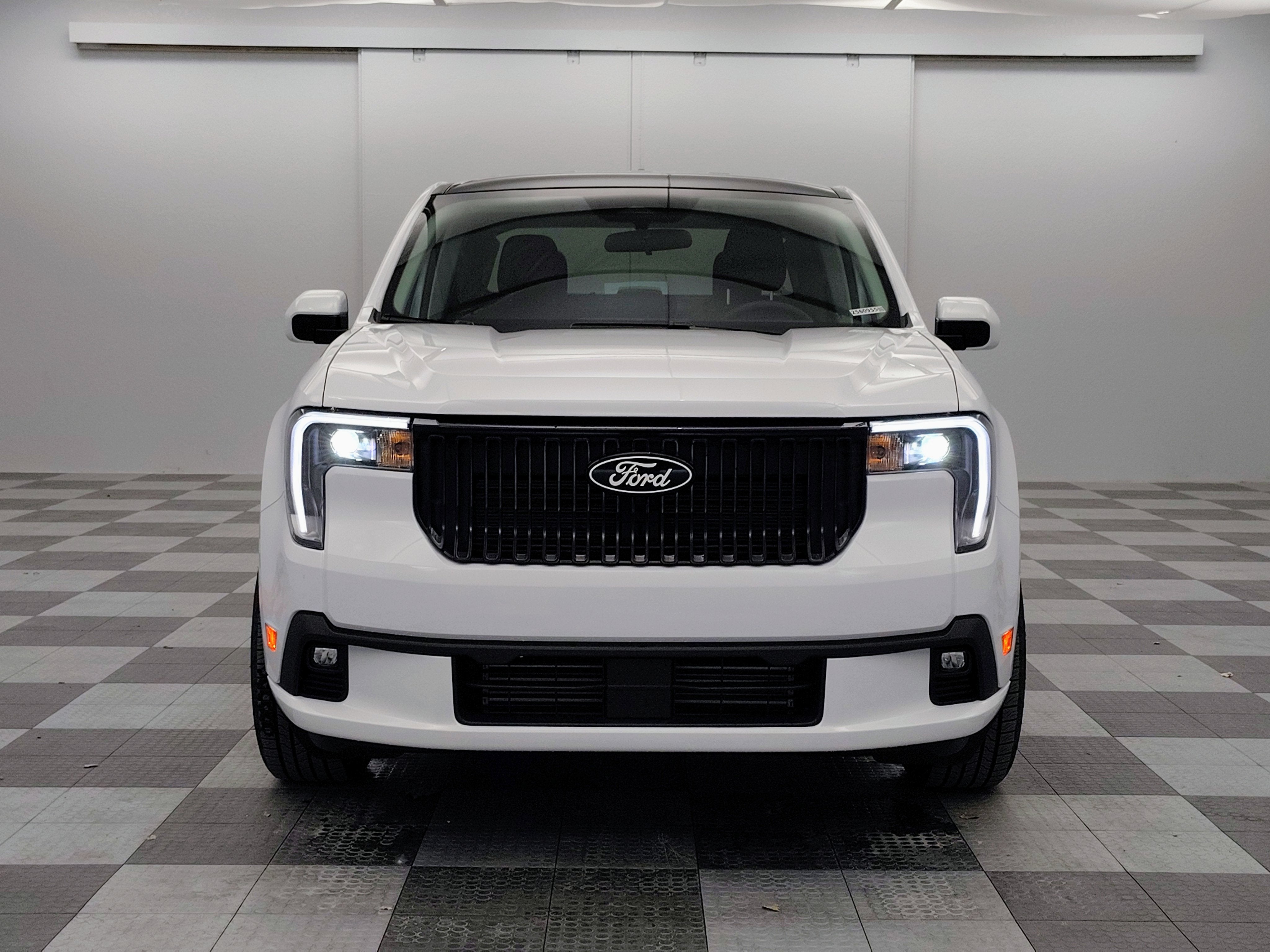 2025 Ford Maverick Lobo Standard