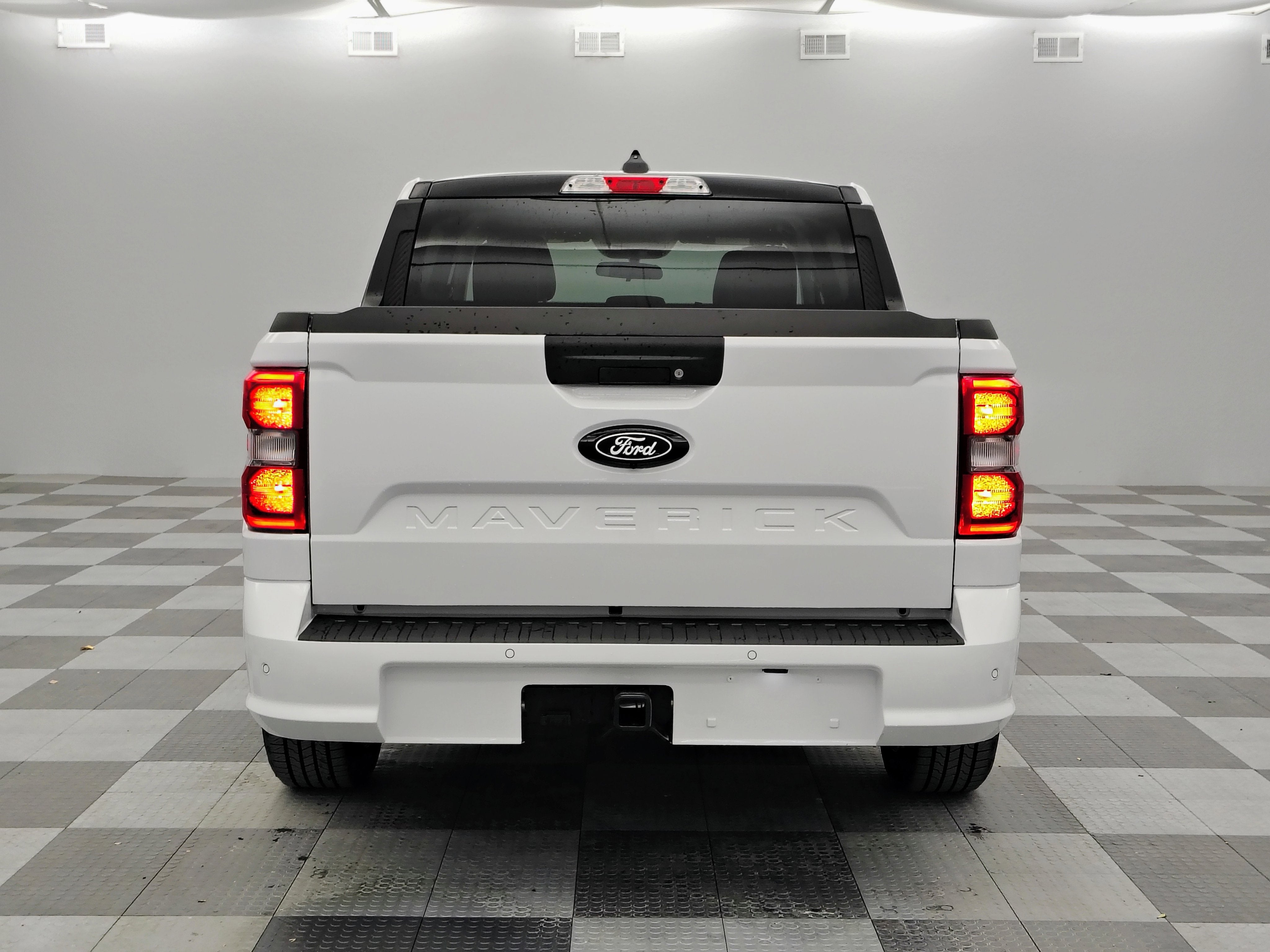 2025 Ford Maverick Lobo Standard