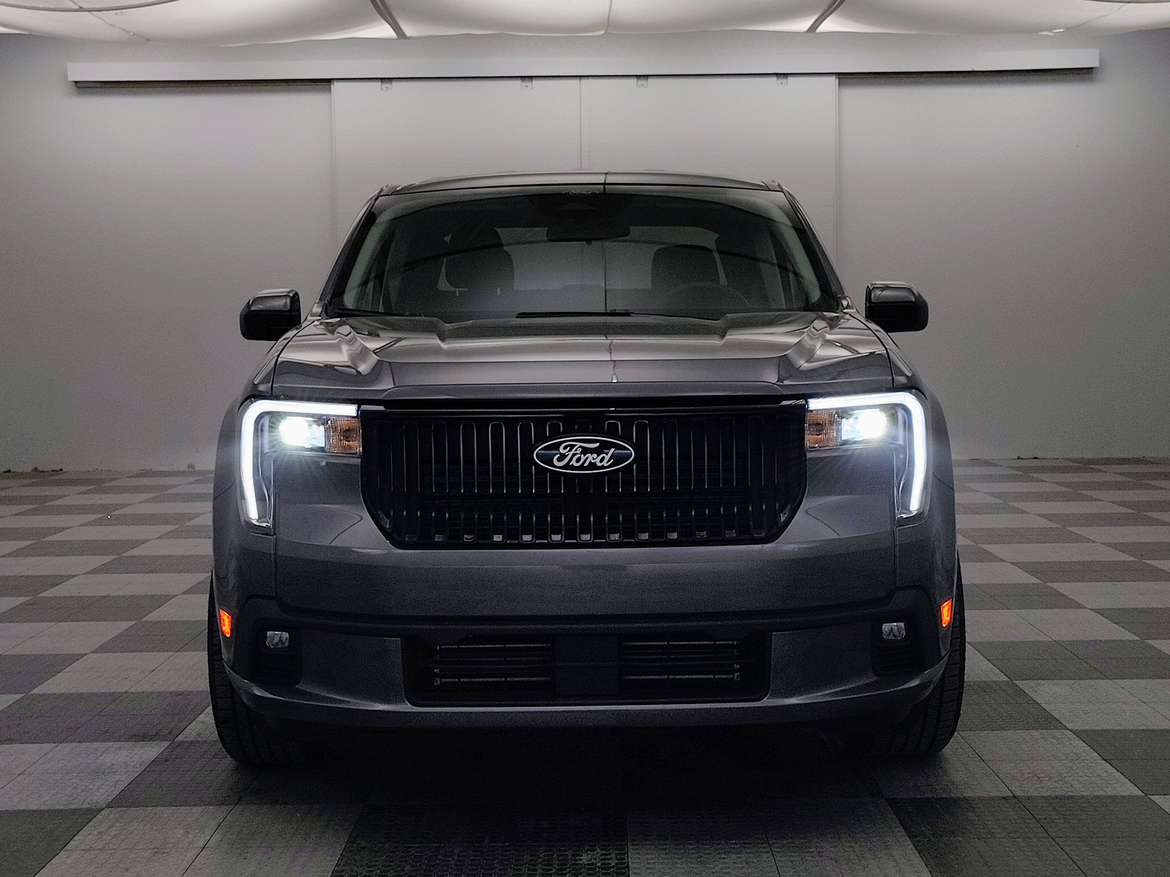 2026 Ford Maverick Lobo Standard