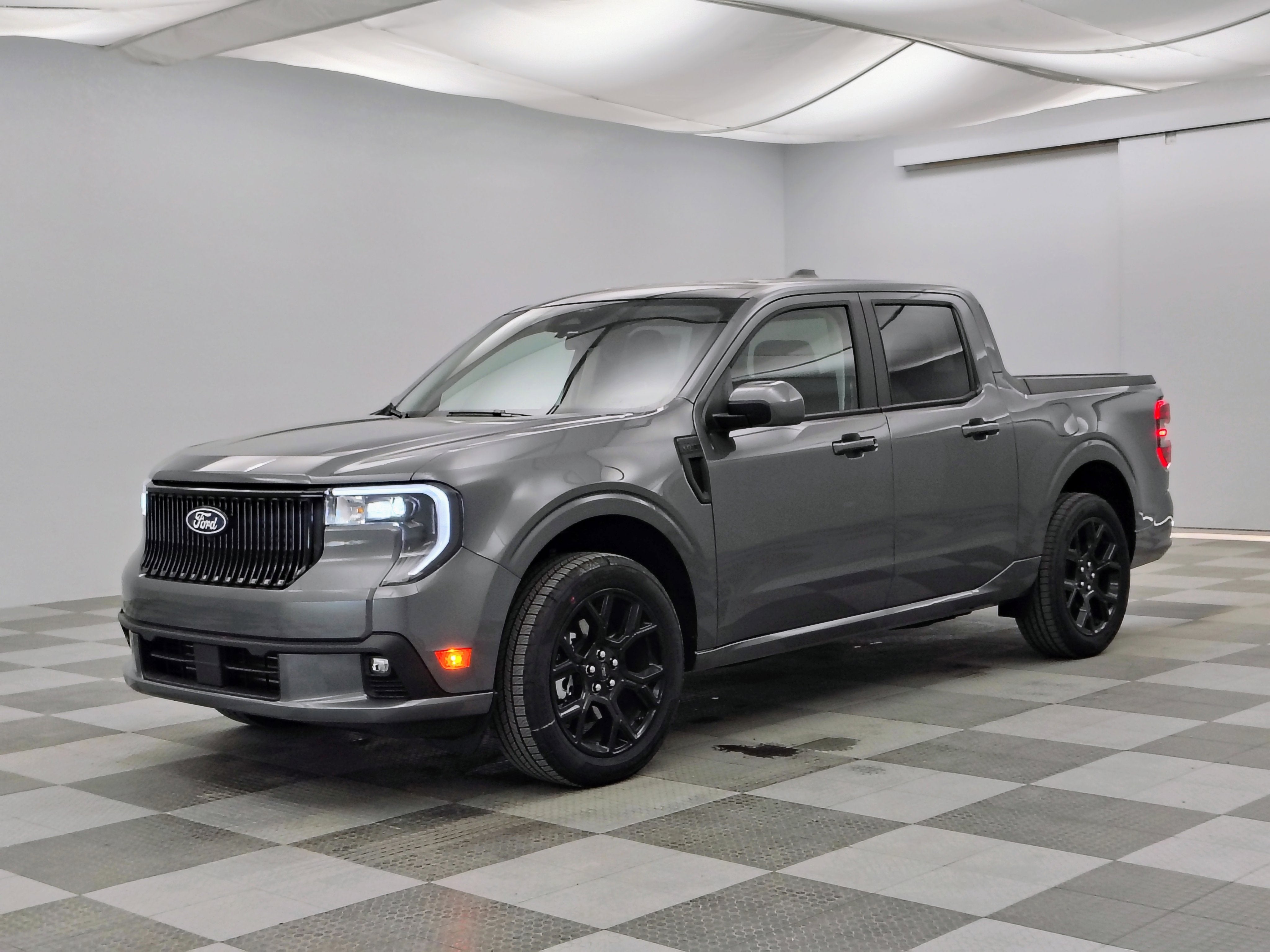 2026 Ford Maverick Lobo Standard