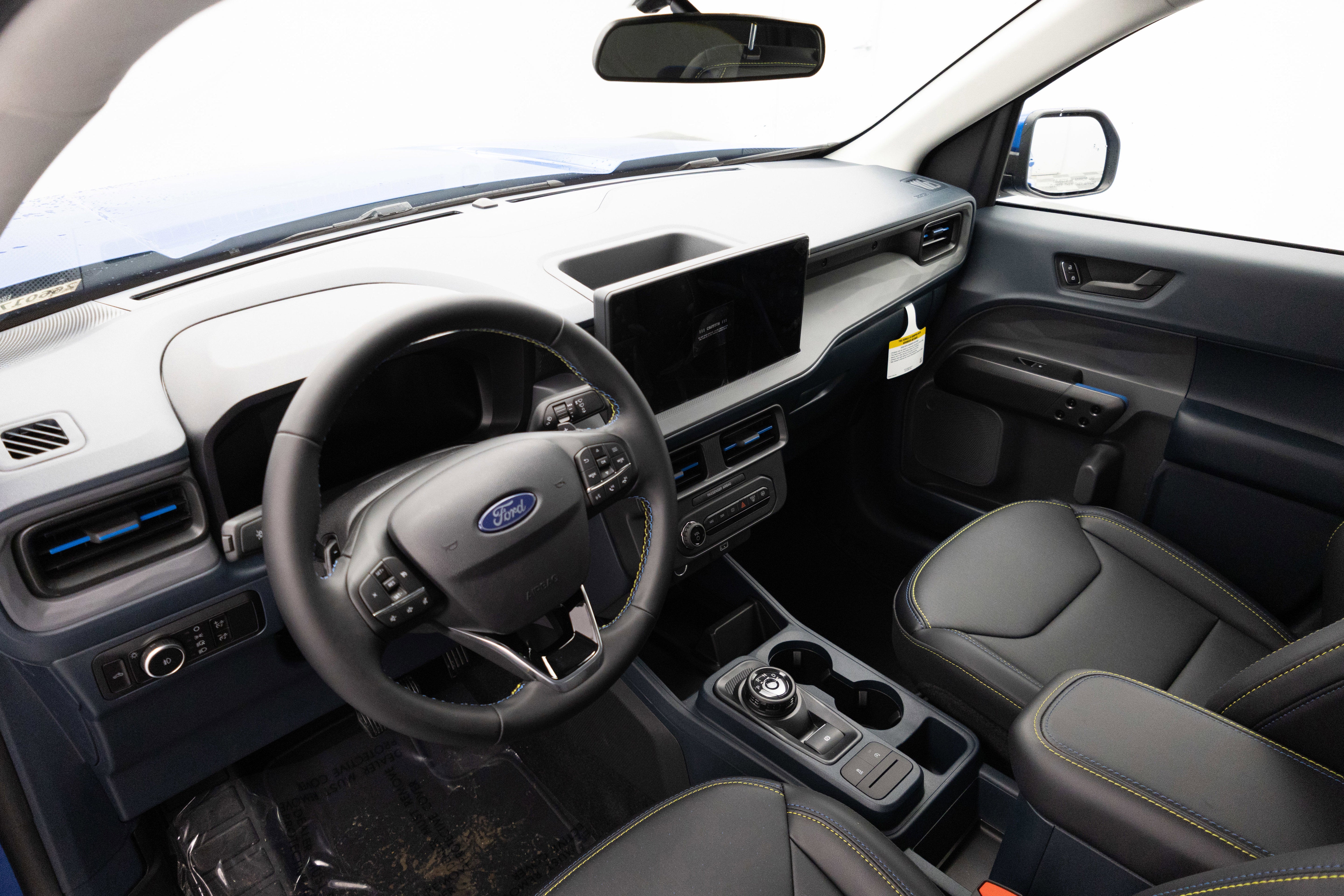 2026 Ford Maverick Lobo Standard