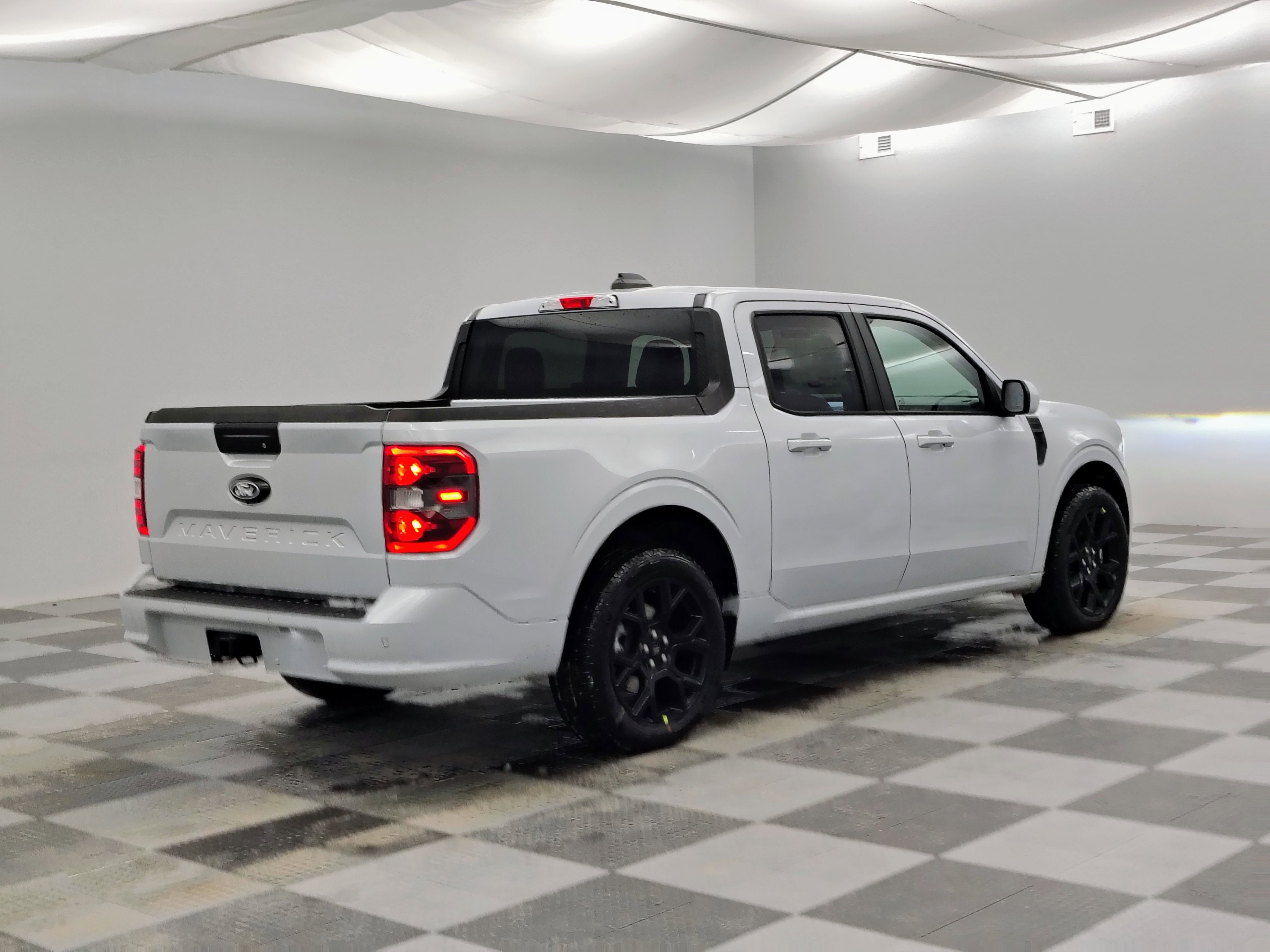 2026 Ford Maverick Lobo Standard