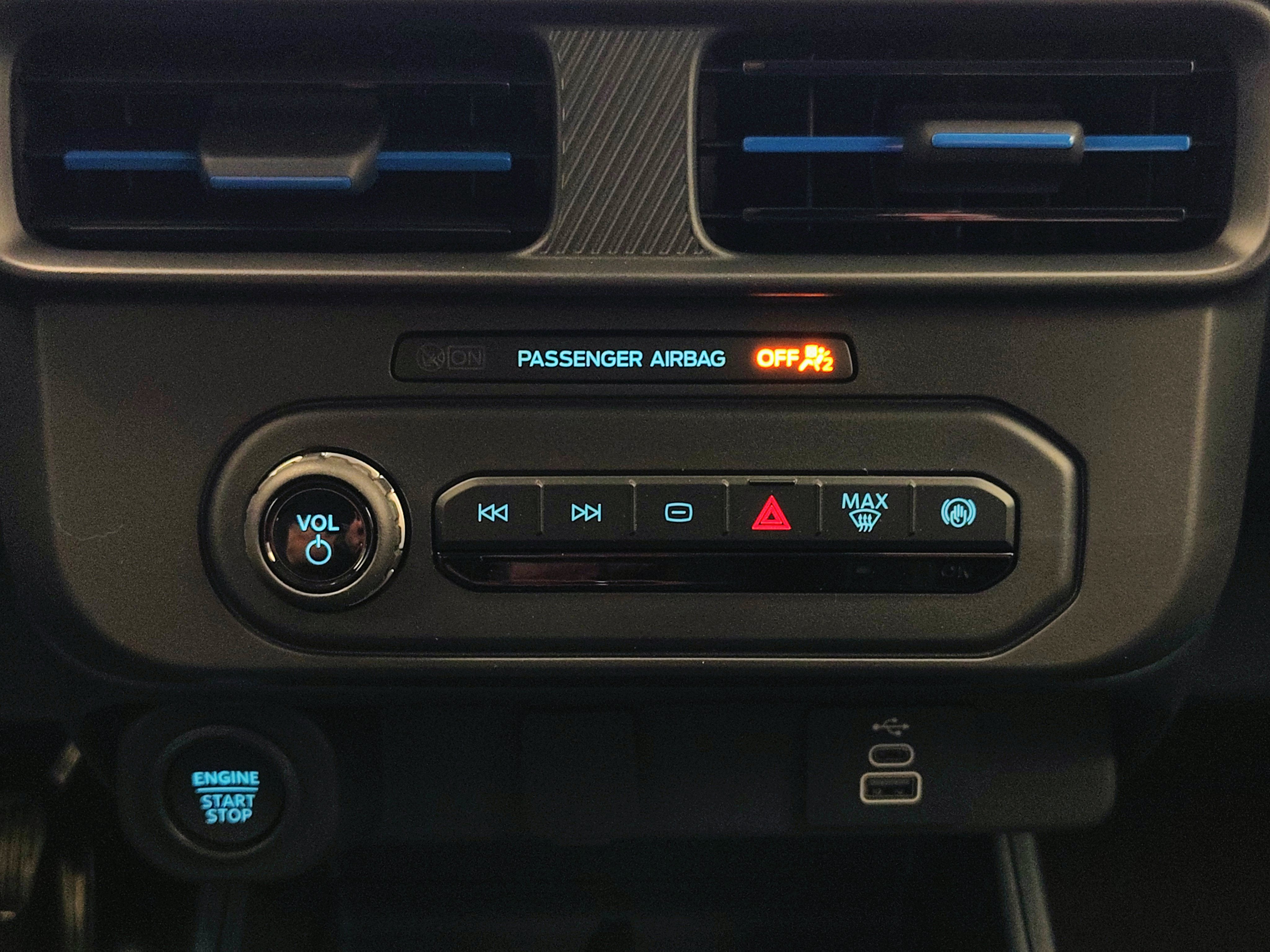 2026 Ford Maverick Lobo Standard