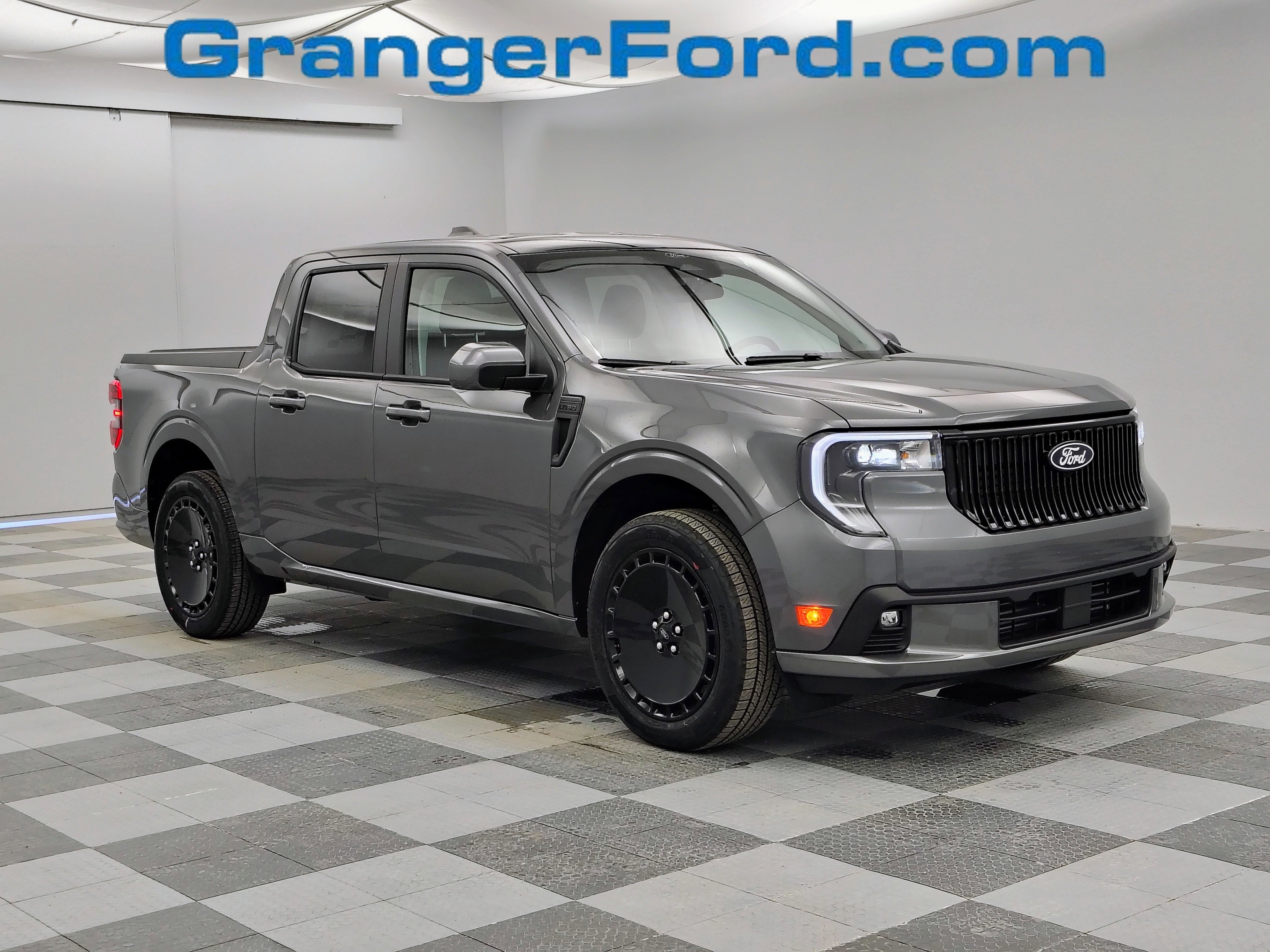 2026 Ford Maverick Lobo Standard