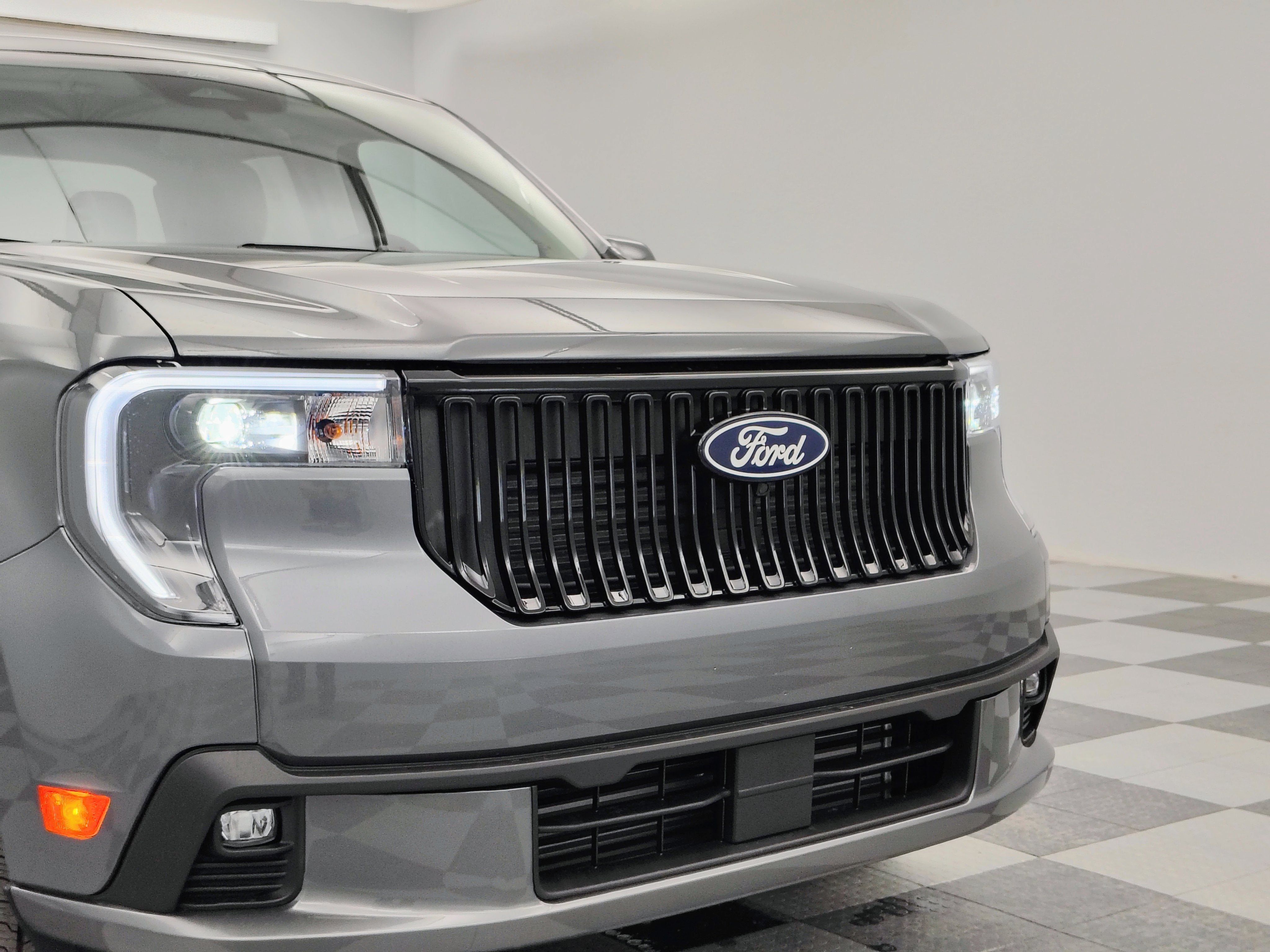 2026 Ford Maverick Lobo Standard