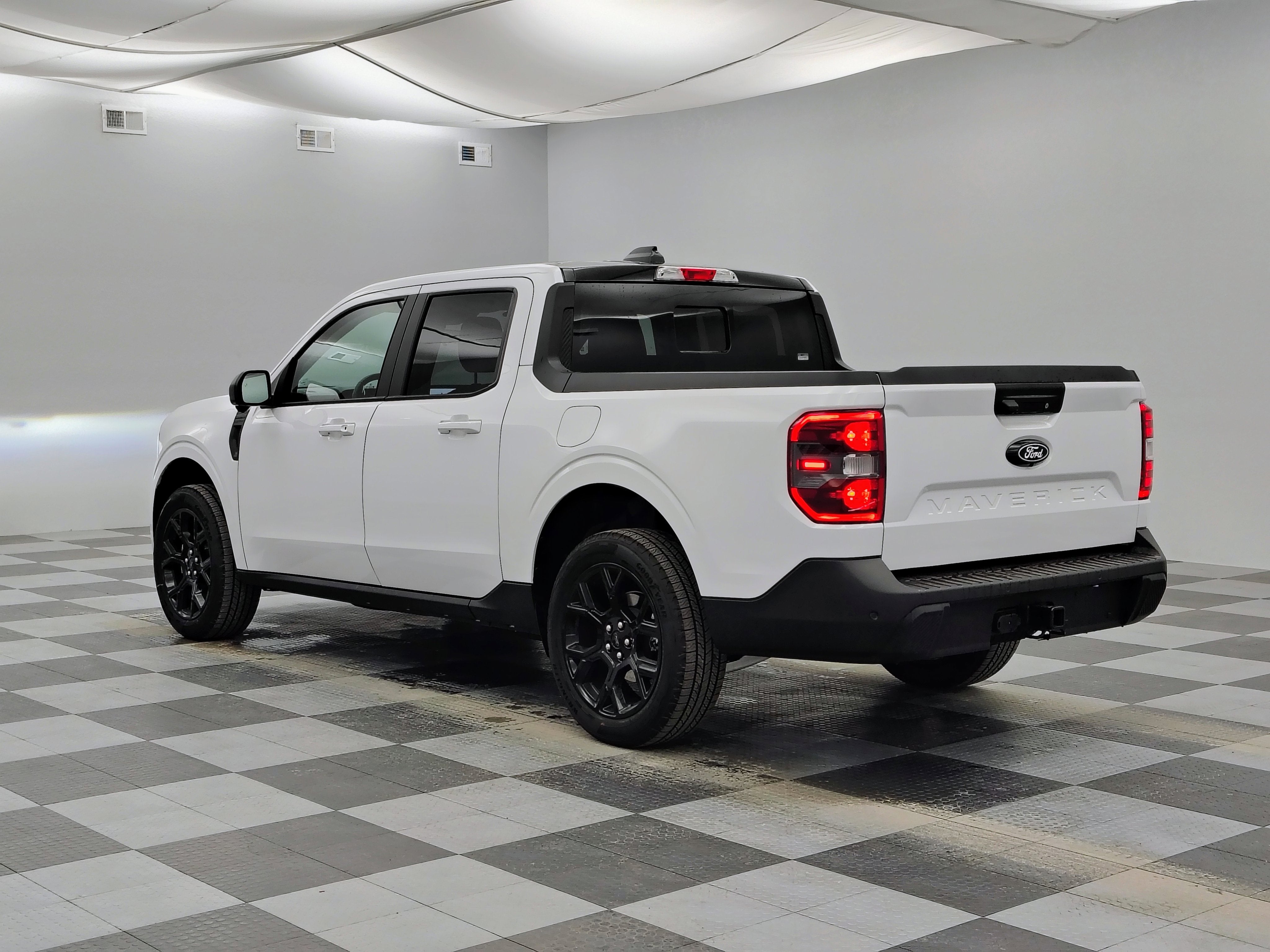 2025 Ford Maverick Lariat