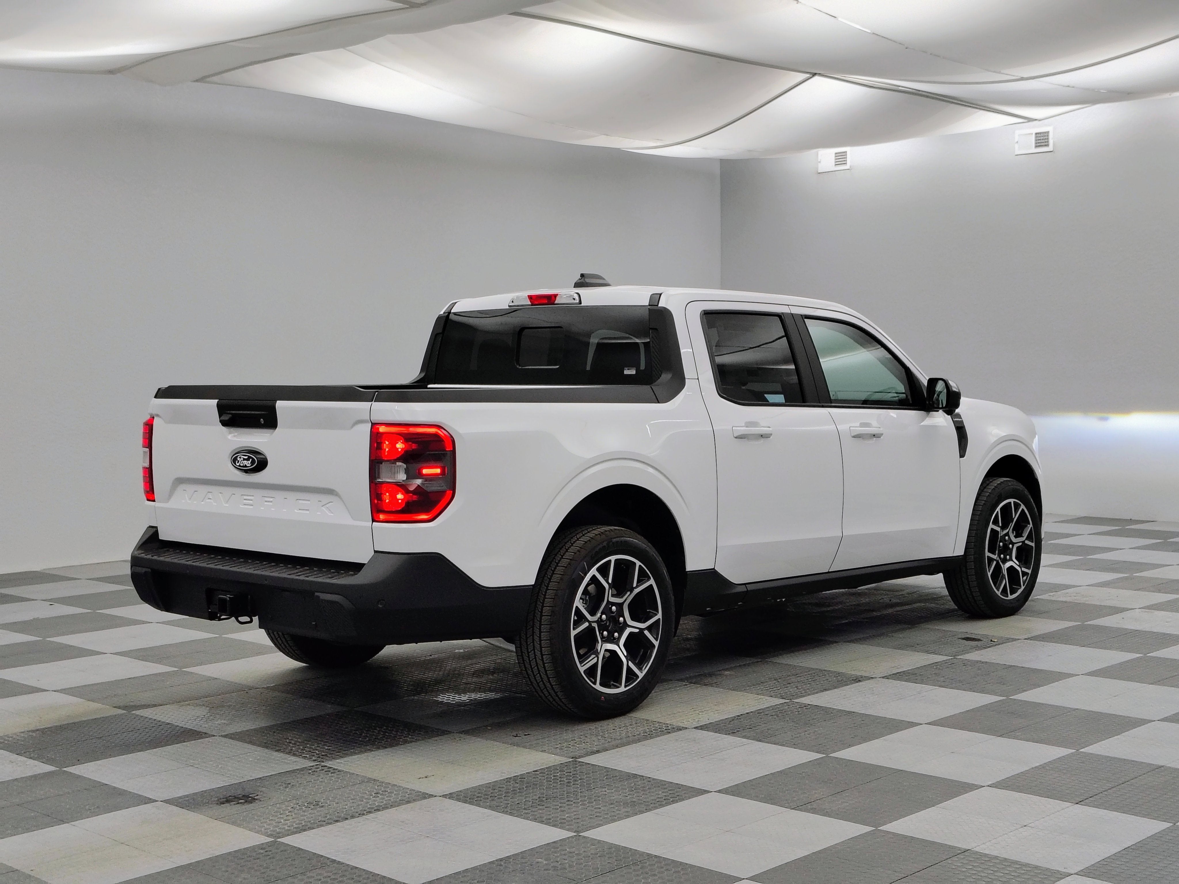 2025 Ford Maverick Lariat