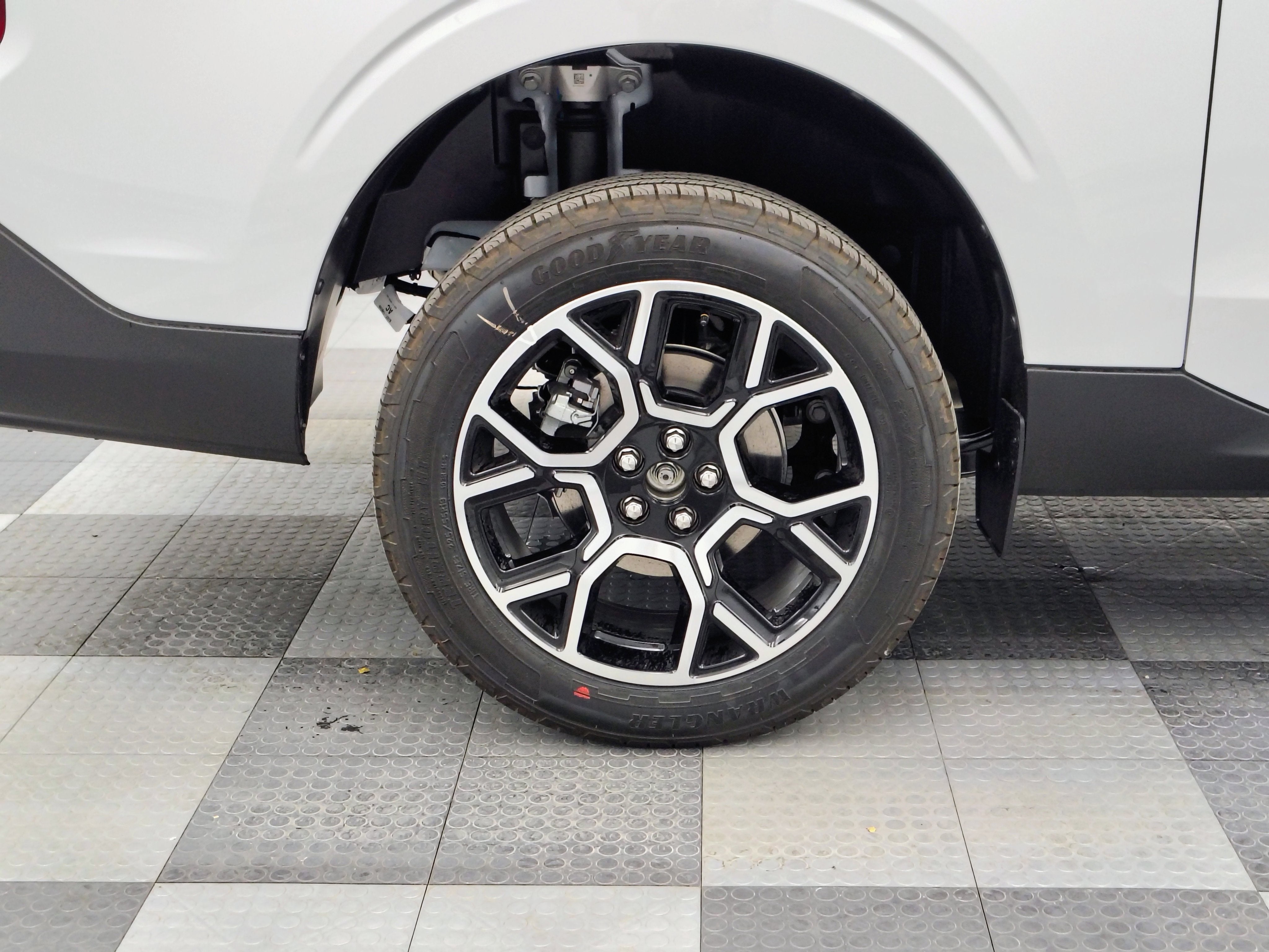 2025 Ford Maverick Lariat