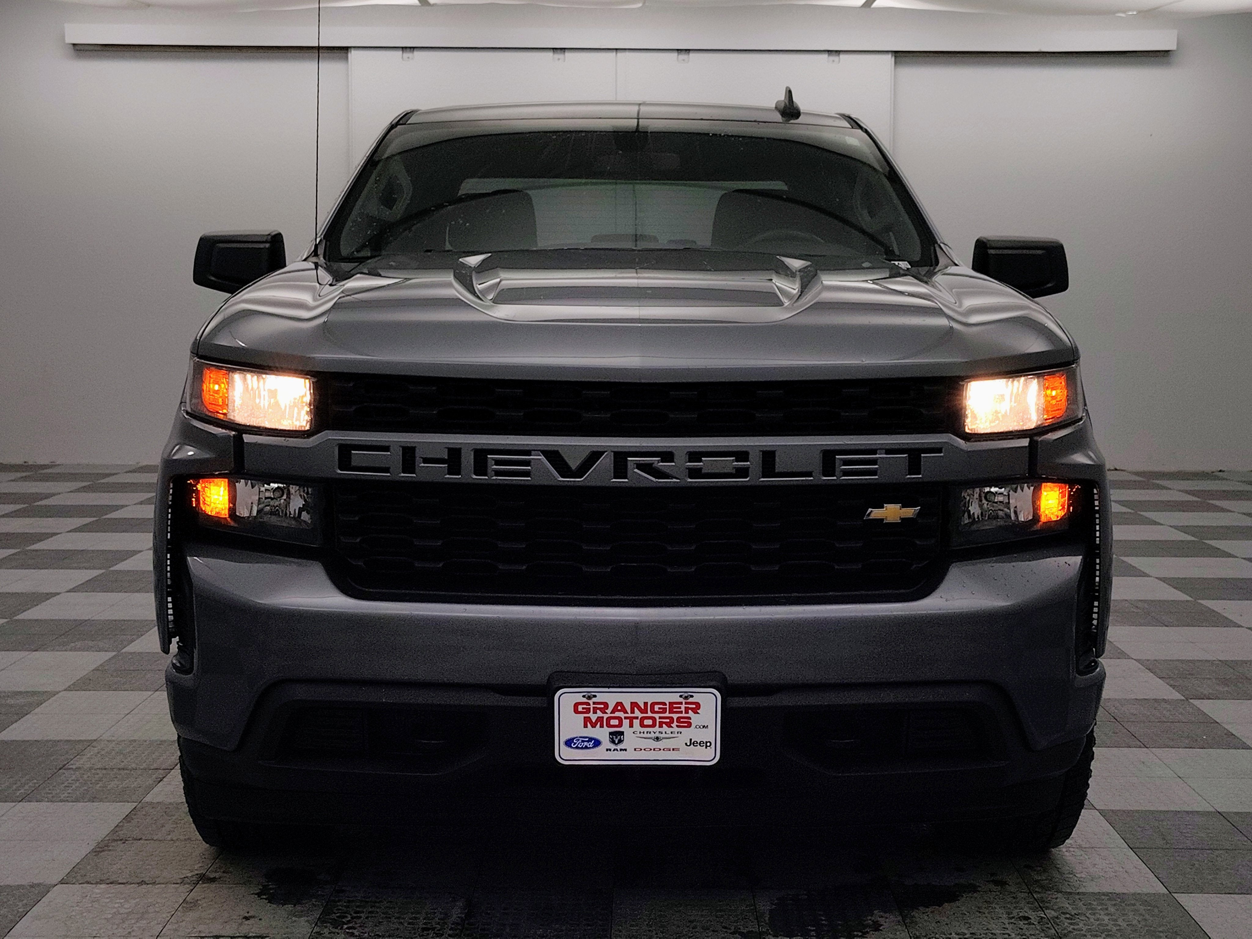2021 Chevrolet Silverado 1500 Custom