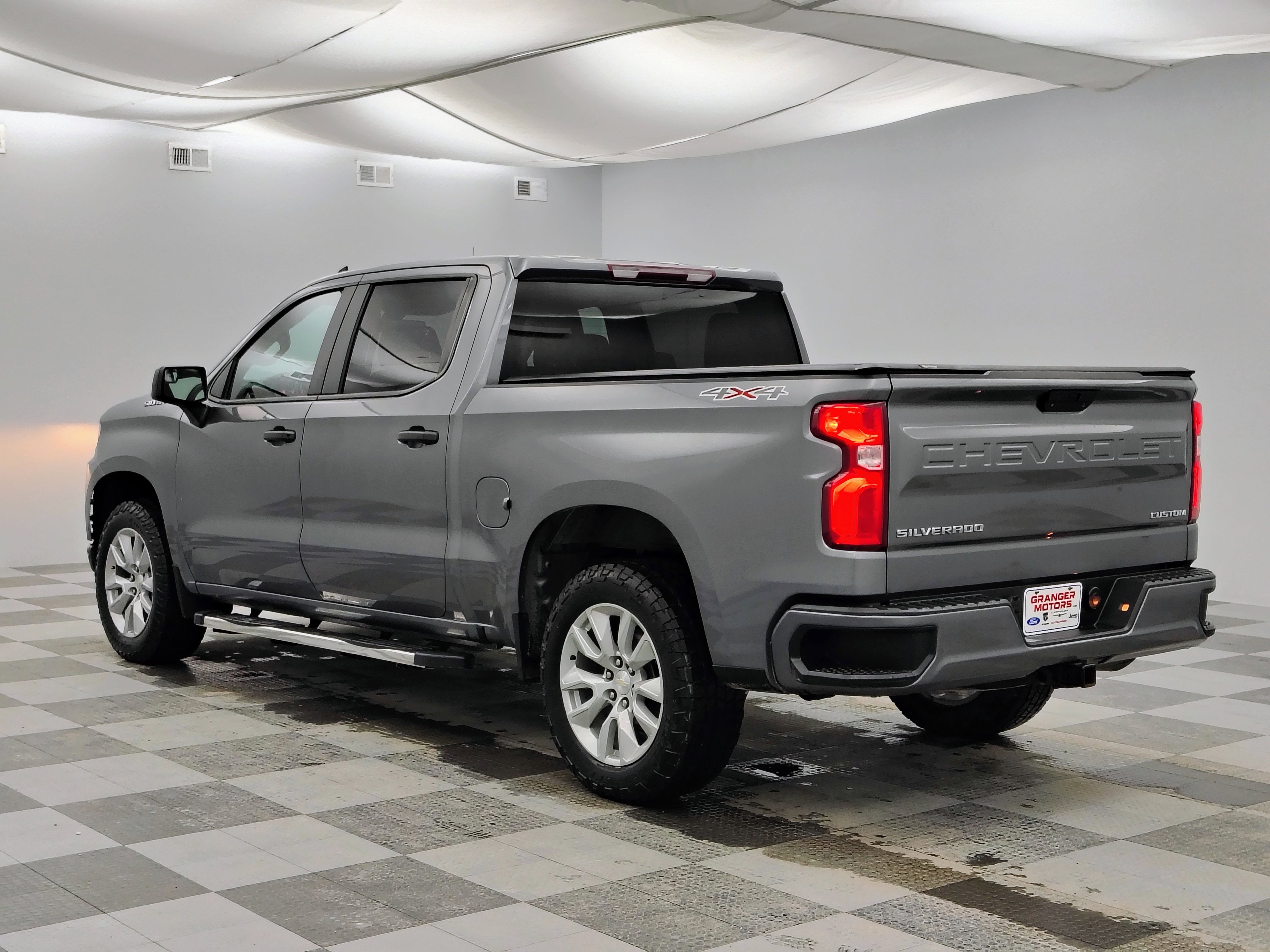 2021 Chevrolet Silverado 1500 Custom