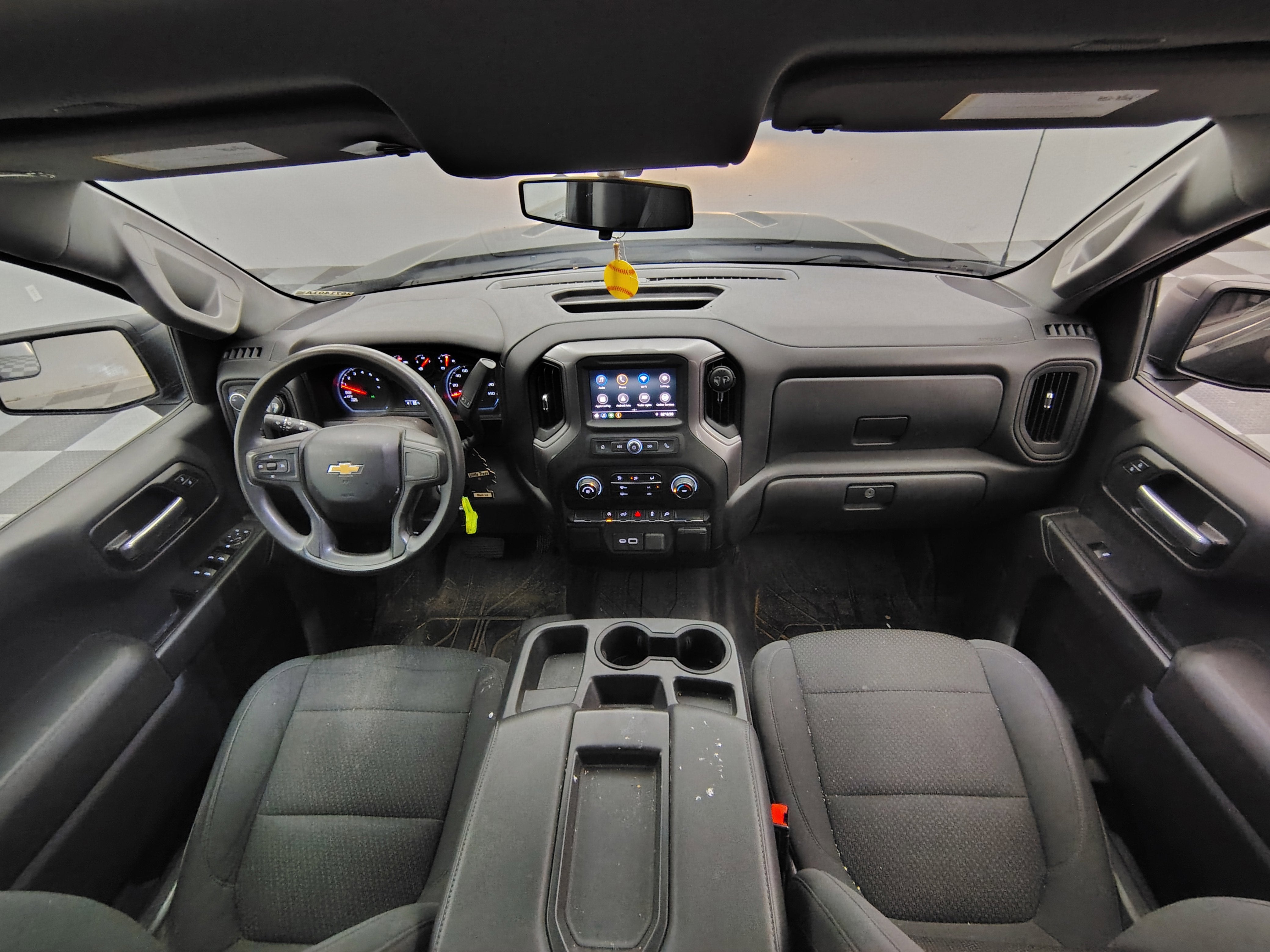 2021 Chevrolet Silverado 1500 4WD Crew Cab Short Bed Custom