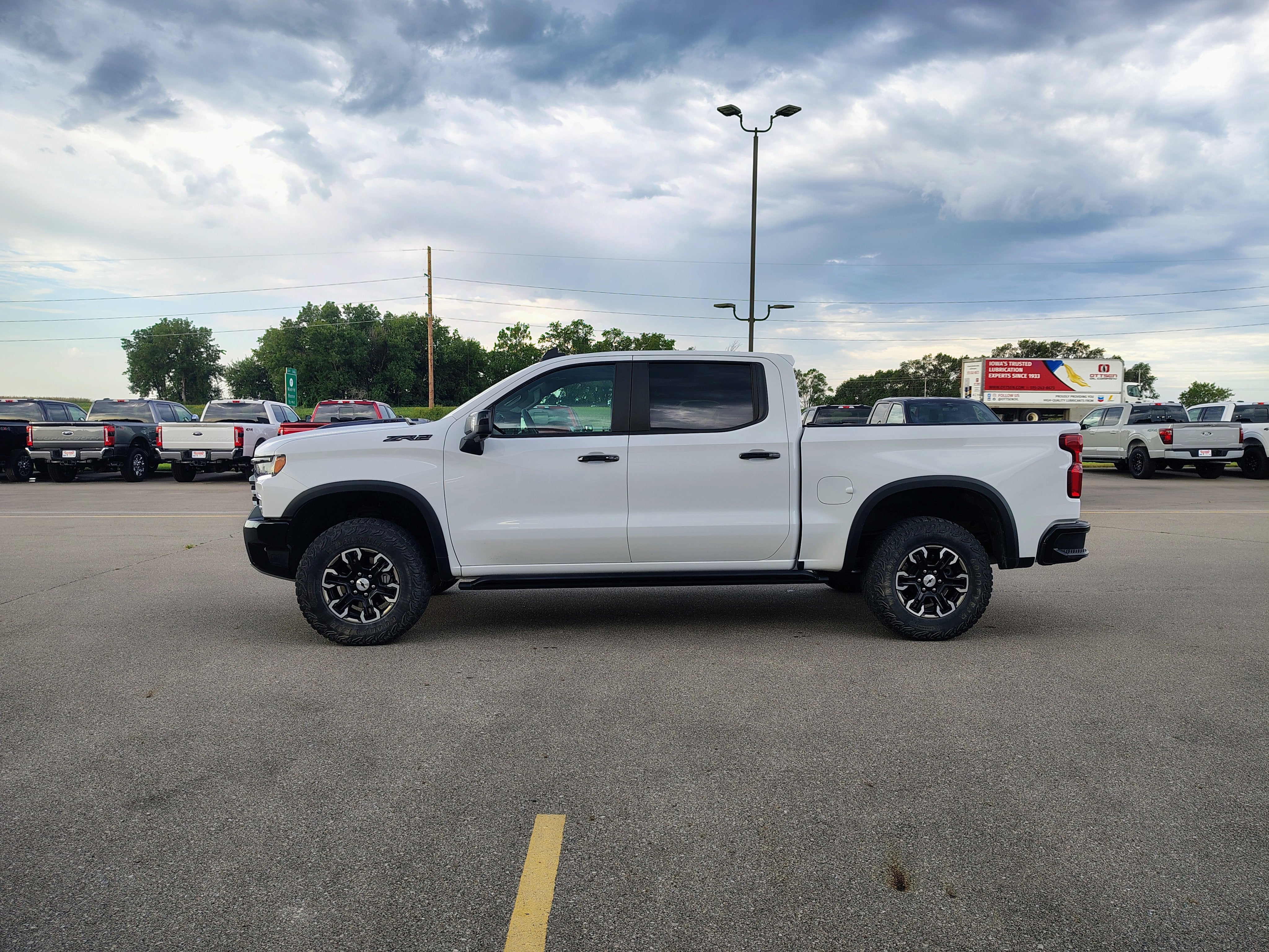 2024 Chevrolet Silverado 1500 ZR2