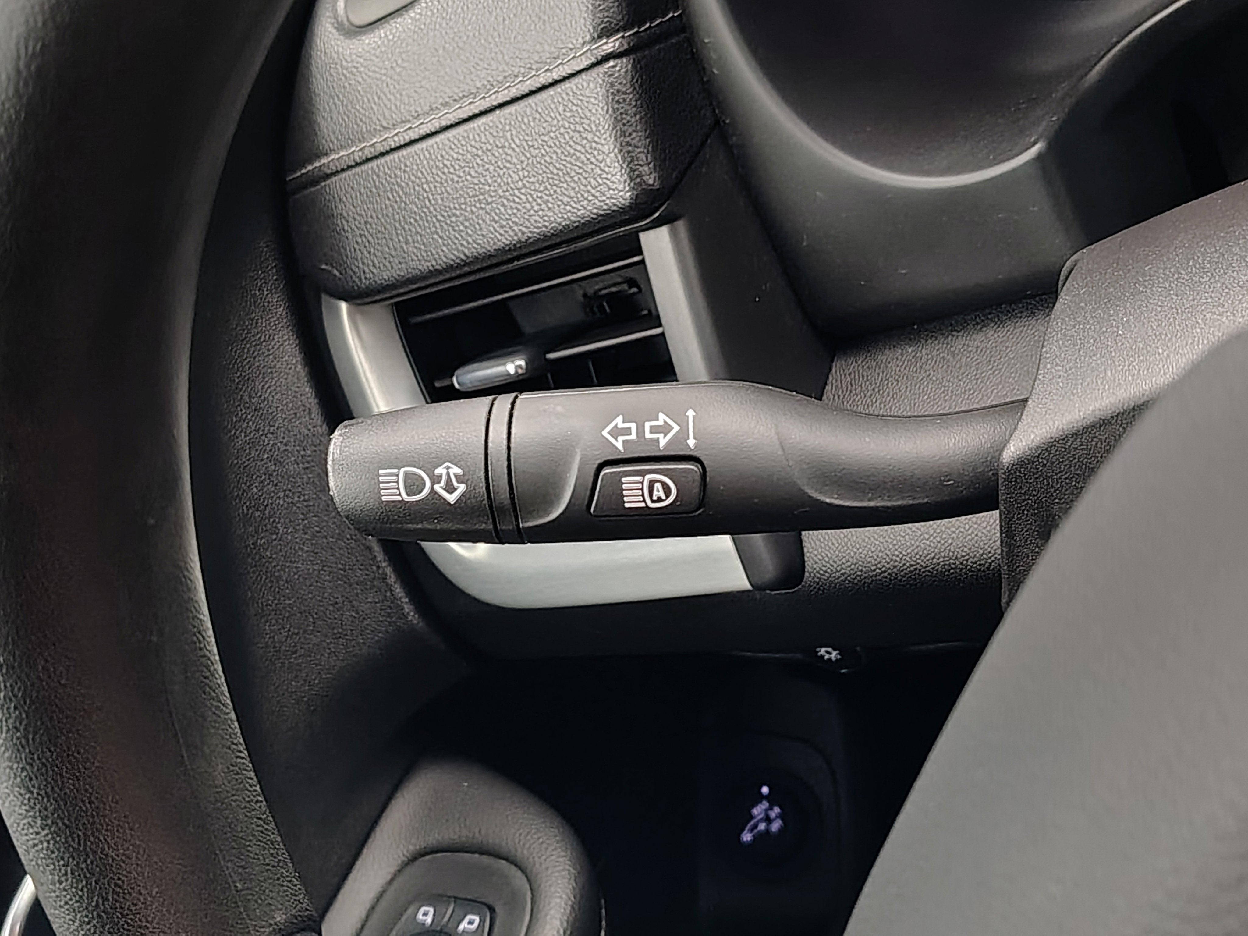 2022 GMC Terrain AWD SLE