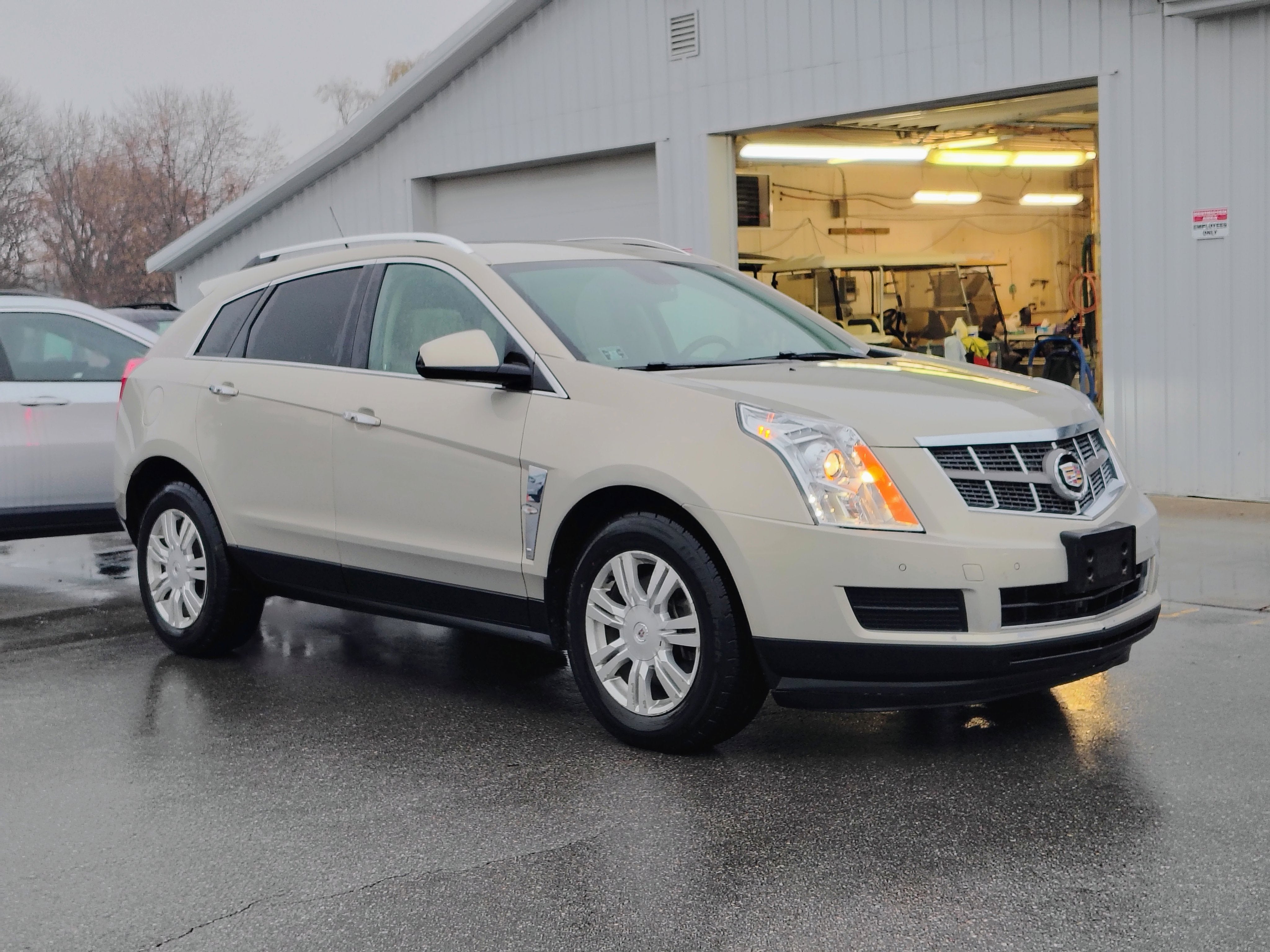 2011 Cadillac SRX Luxury