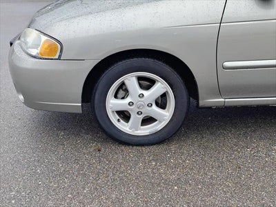 2002 Nissan Sentra XE