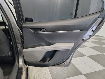 2022 Toyota Camry Hybrid LE
