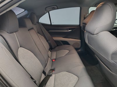 2022 Toyota Camry Hybrid LE