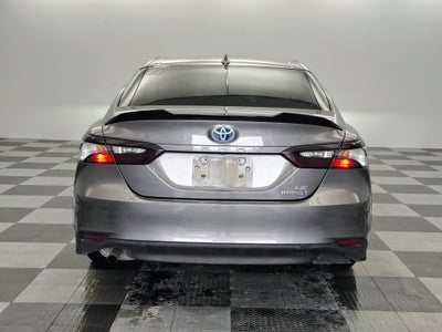 2022 Toyota Camry Hybrid LE