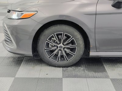 2022 Toyota Camry Hybrid LE