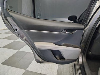 2022 Toyota Camry Hybrid LE
