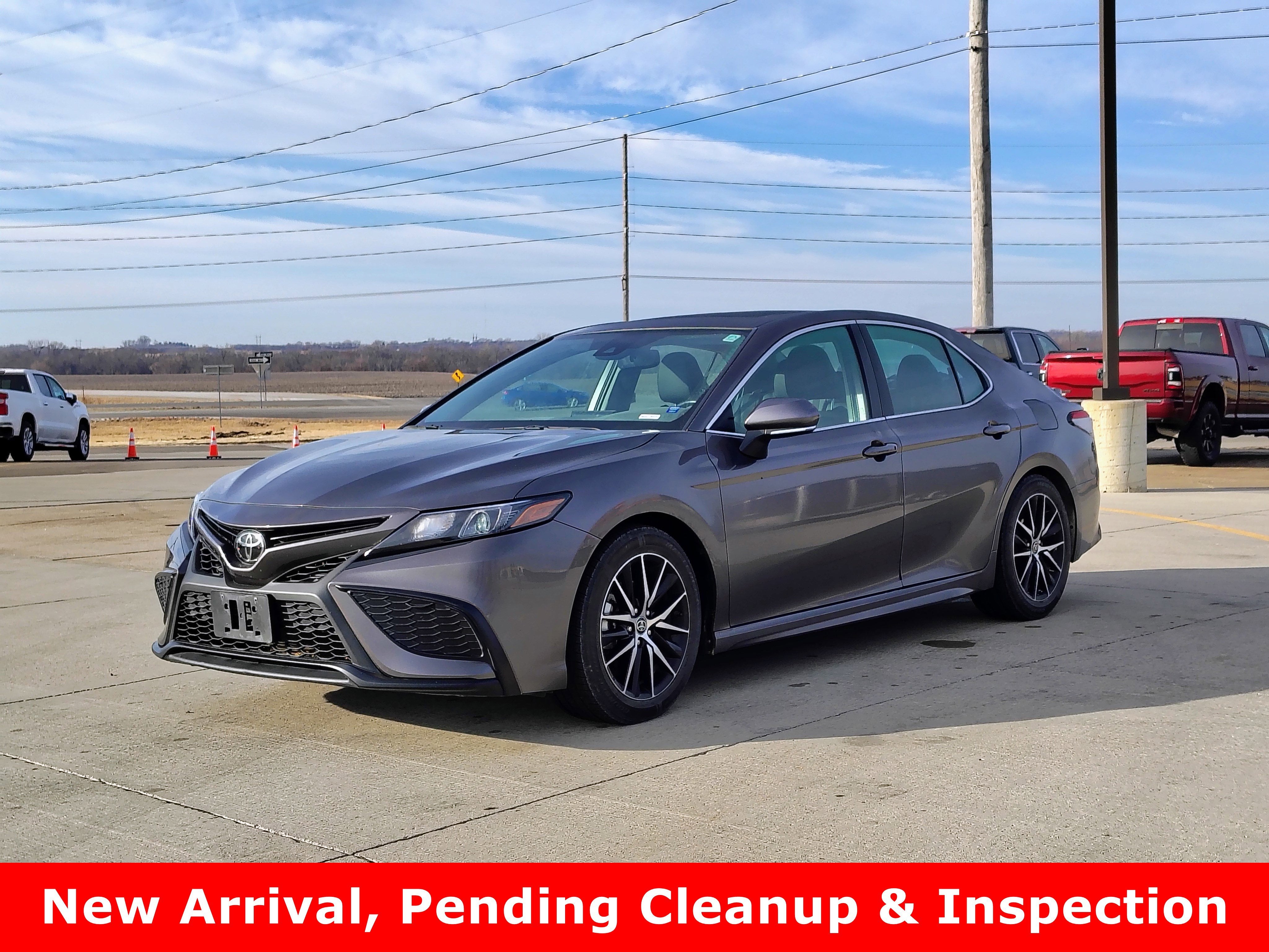 2023 Toyota Camry SE