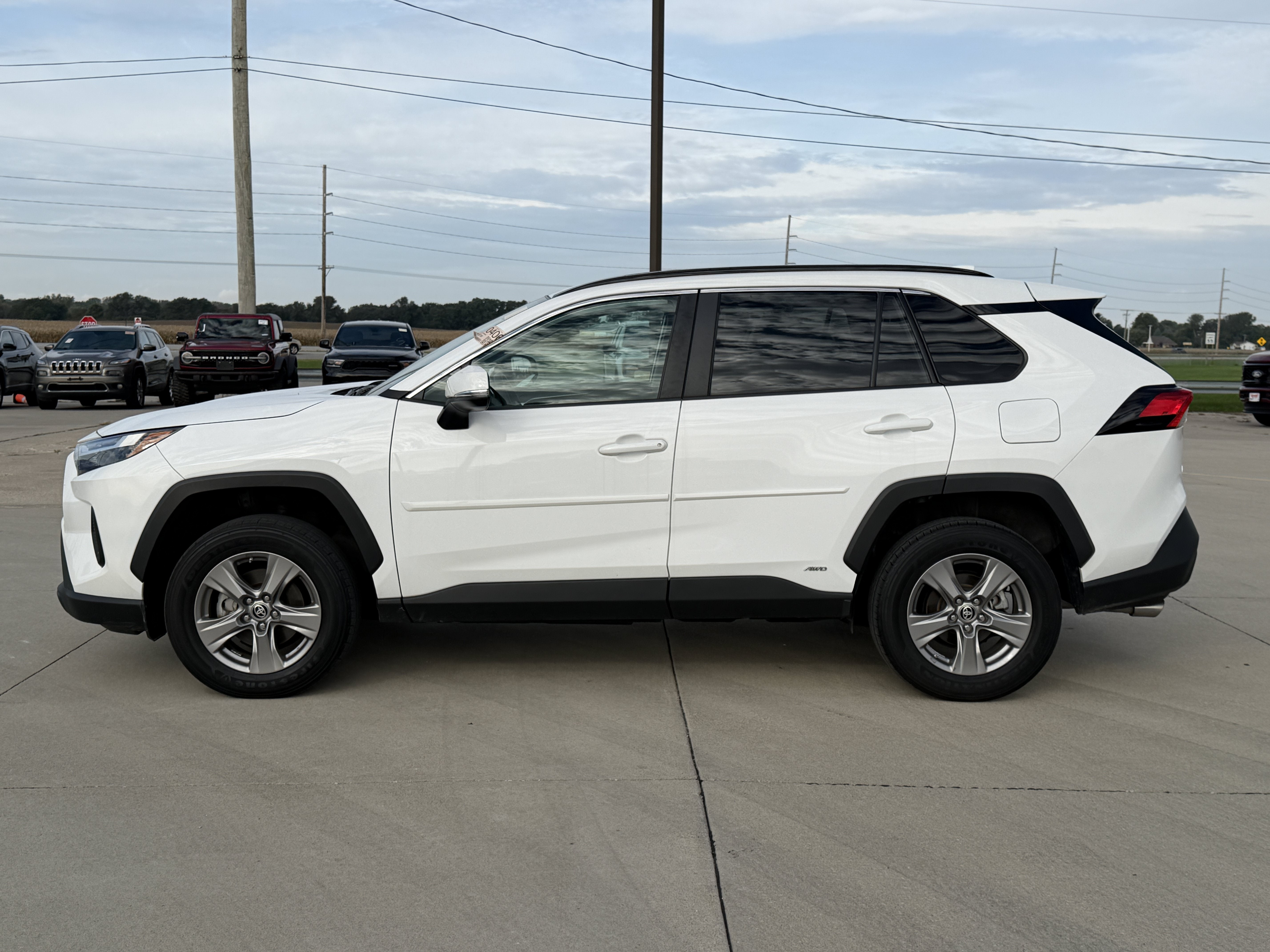 2024 Toyota RAV4 Hybrid LE