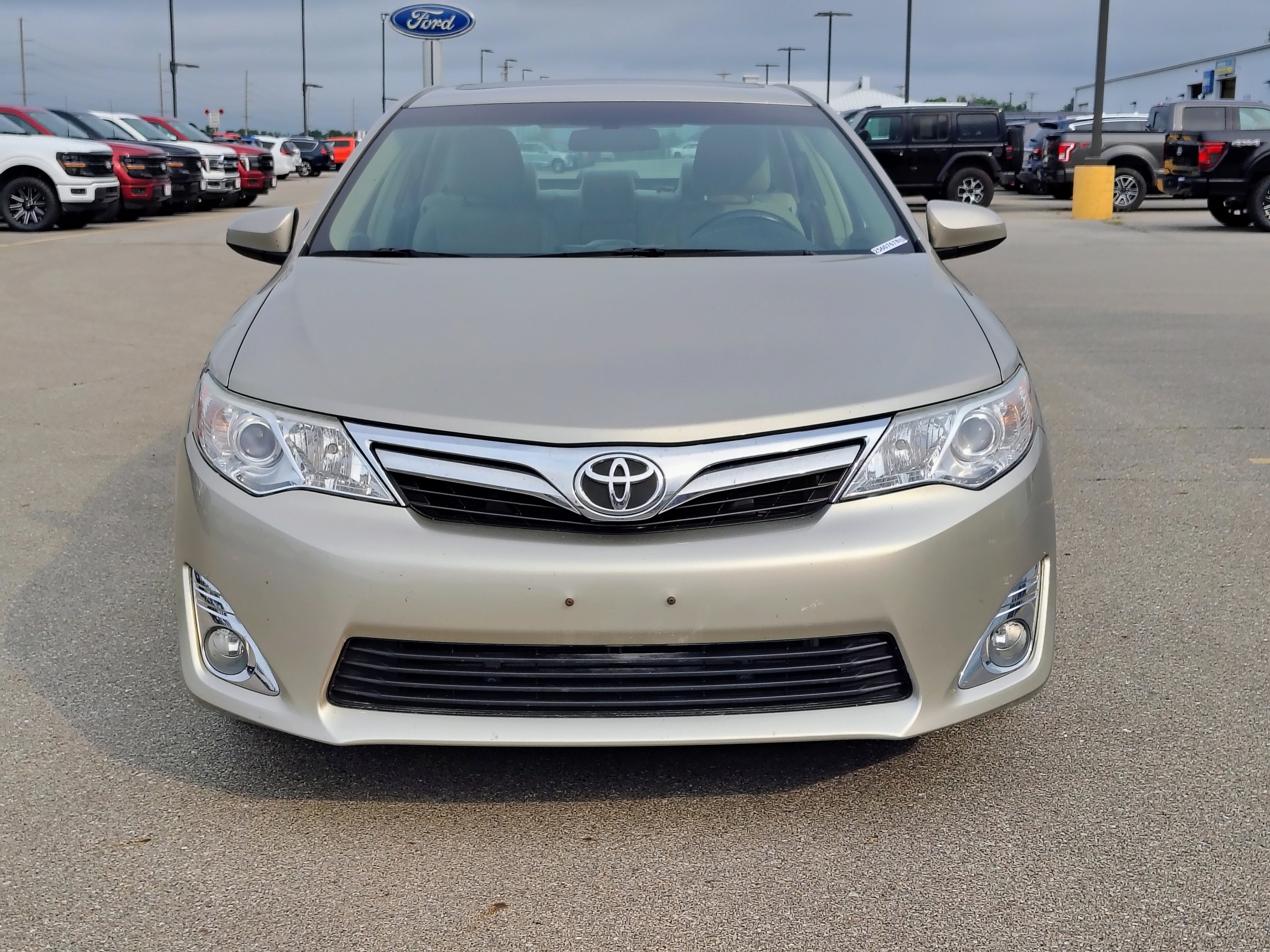 2014 Toyota Camry XLE
