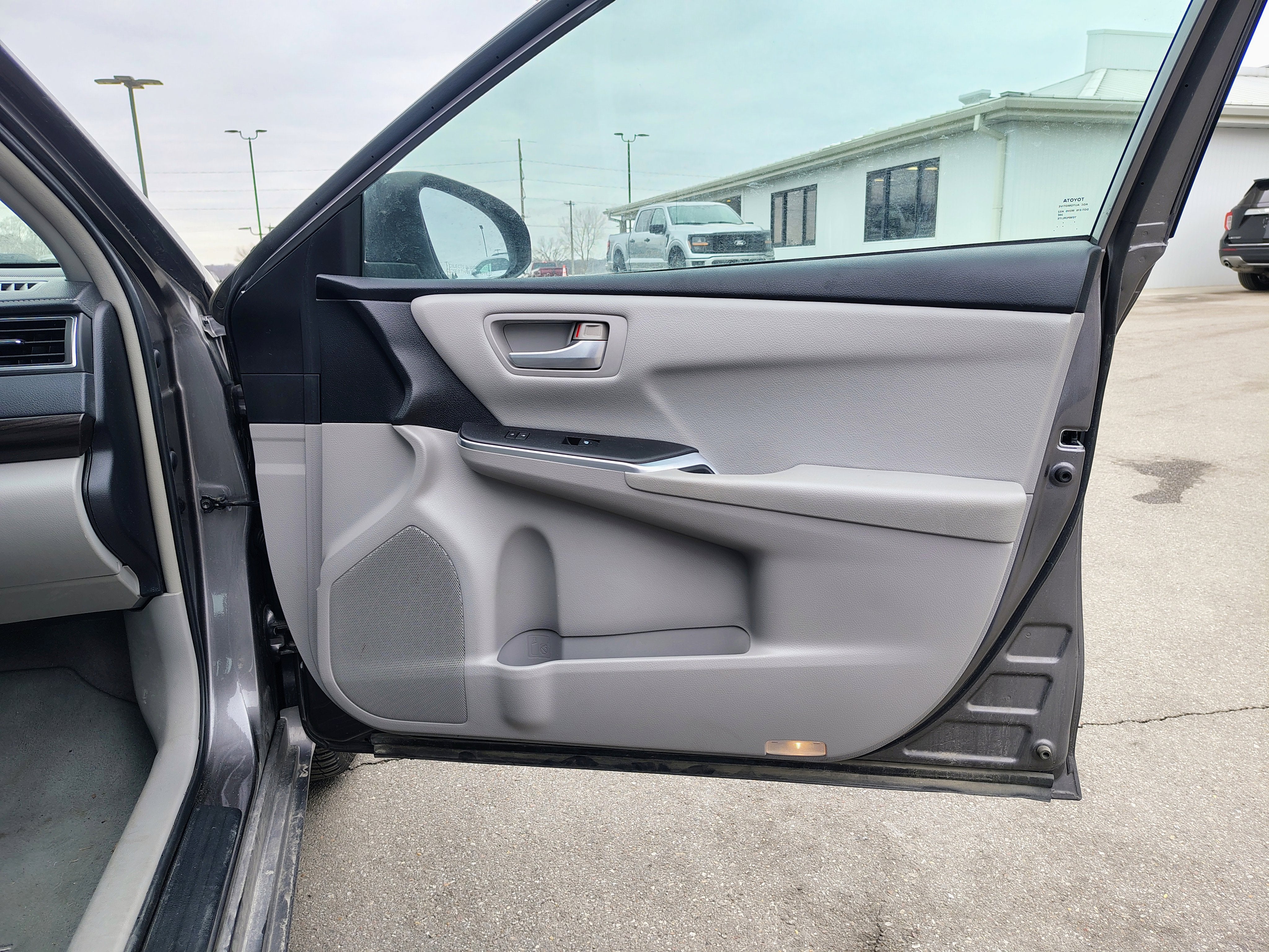 2016 Toyota Camry Base