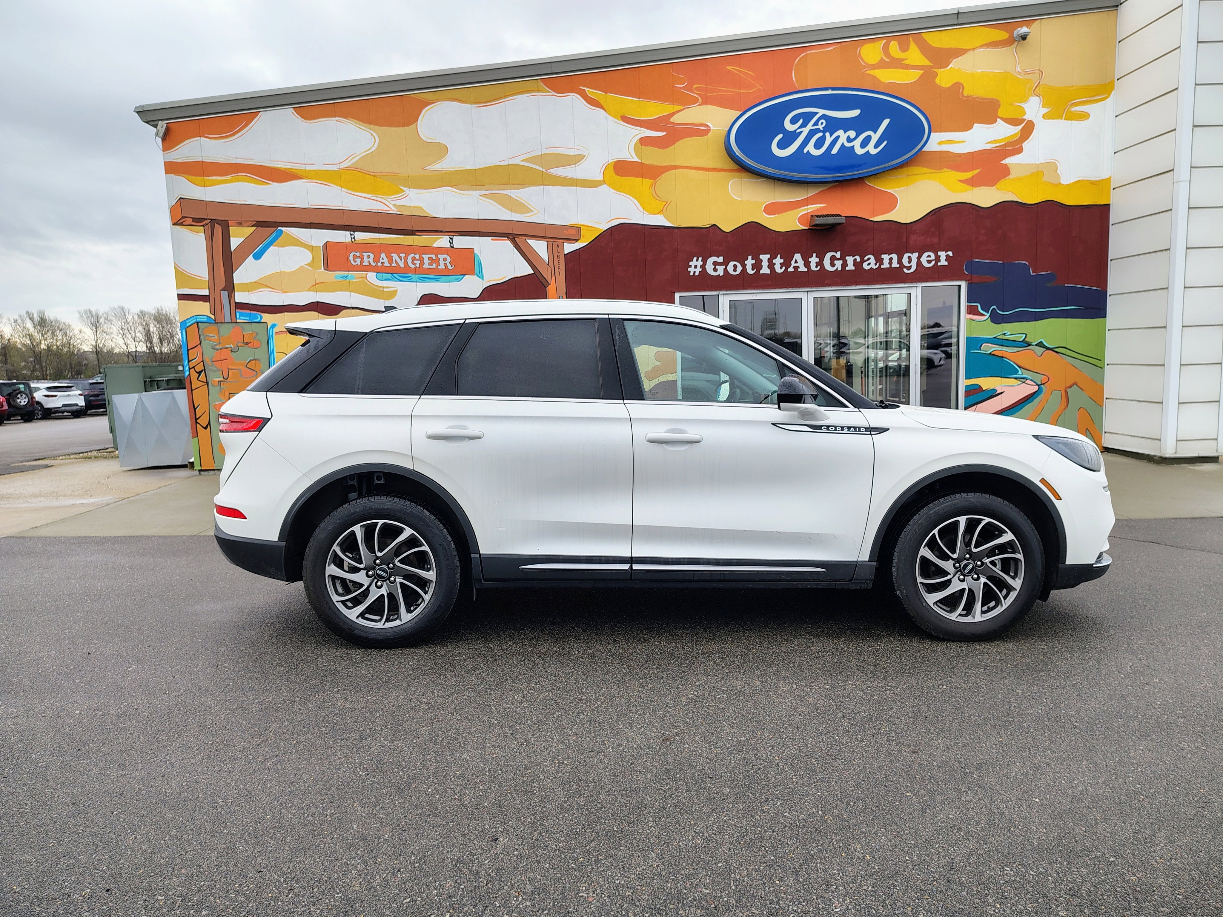 2022 Lincoln Corsair Standard