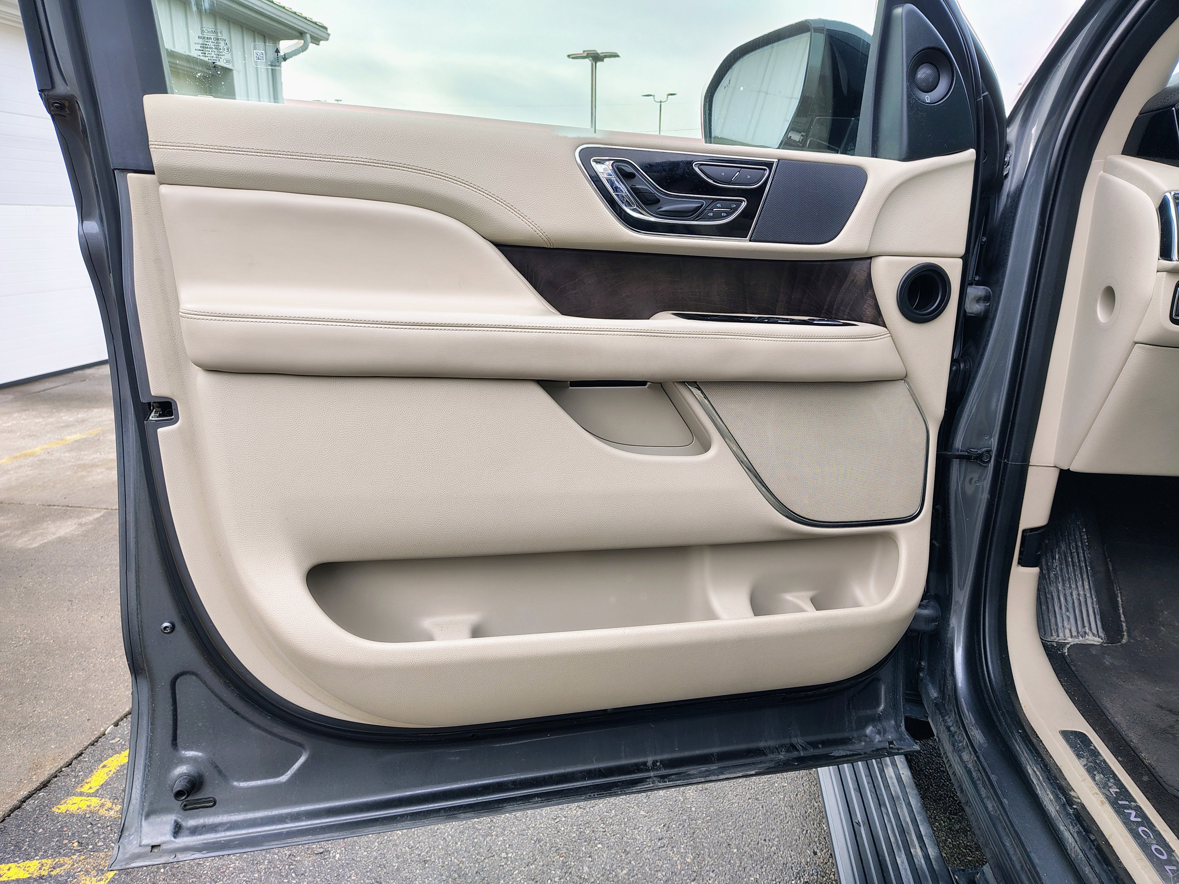 2021 Lincoln Navigator L Reserve