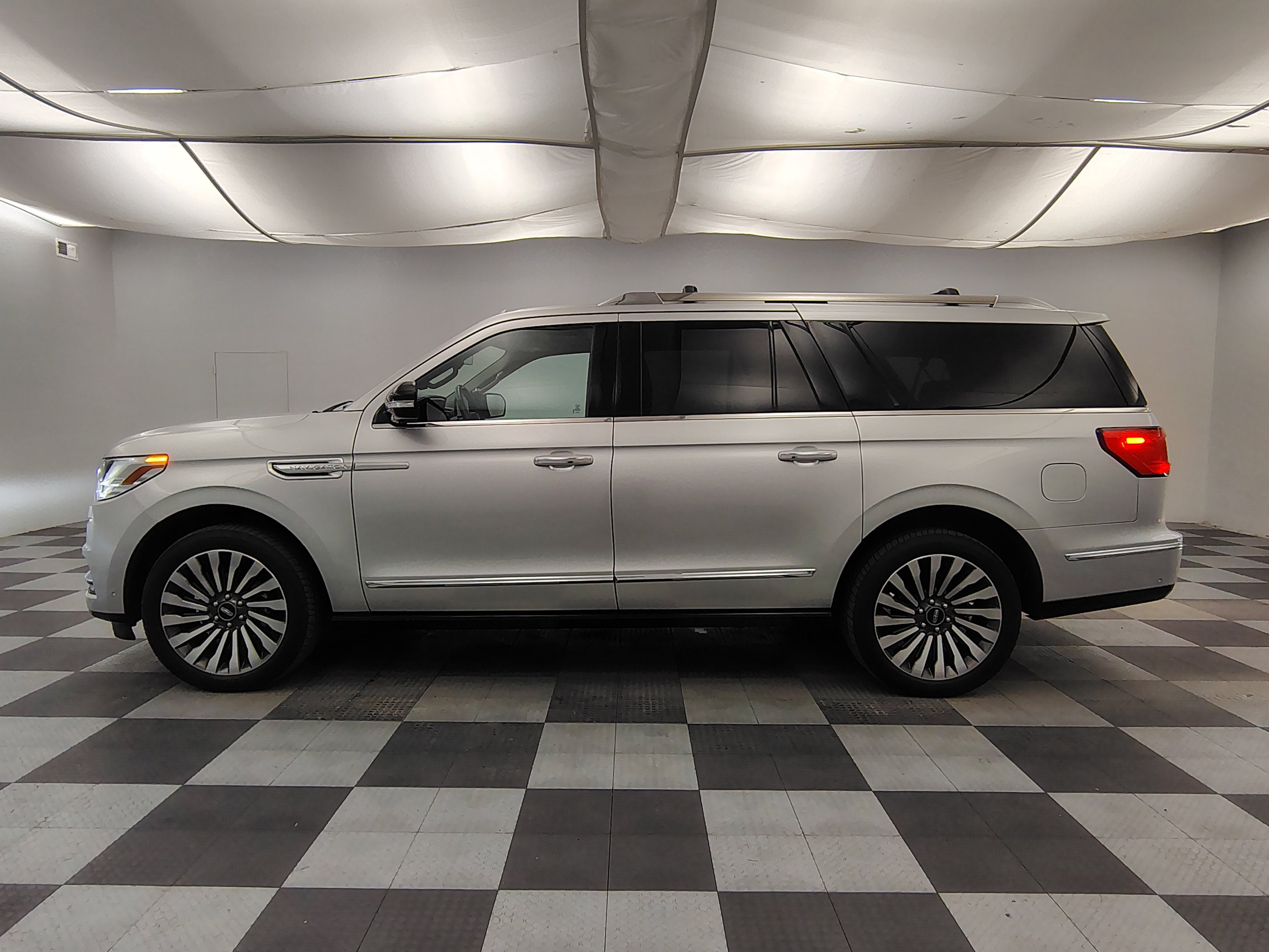 2019 Lincoln Navigator L Reserve