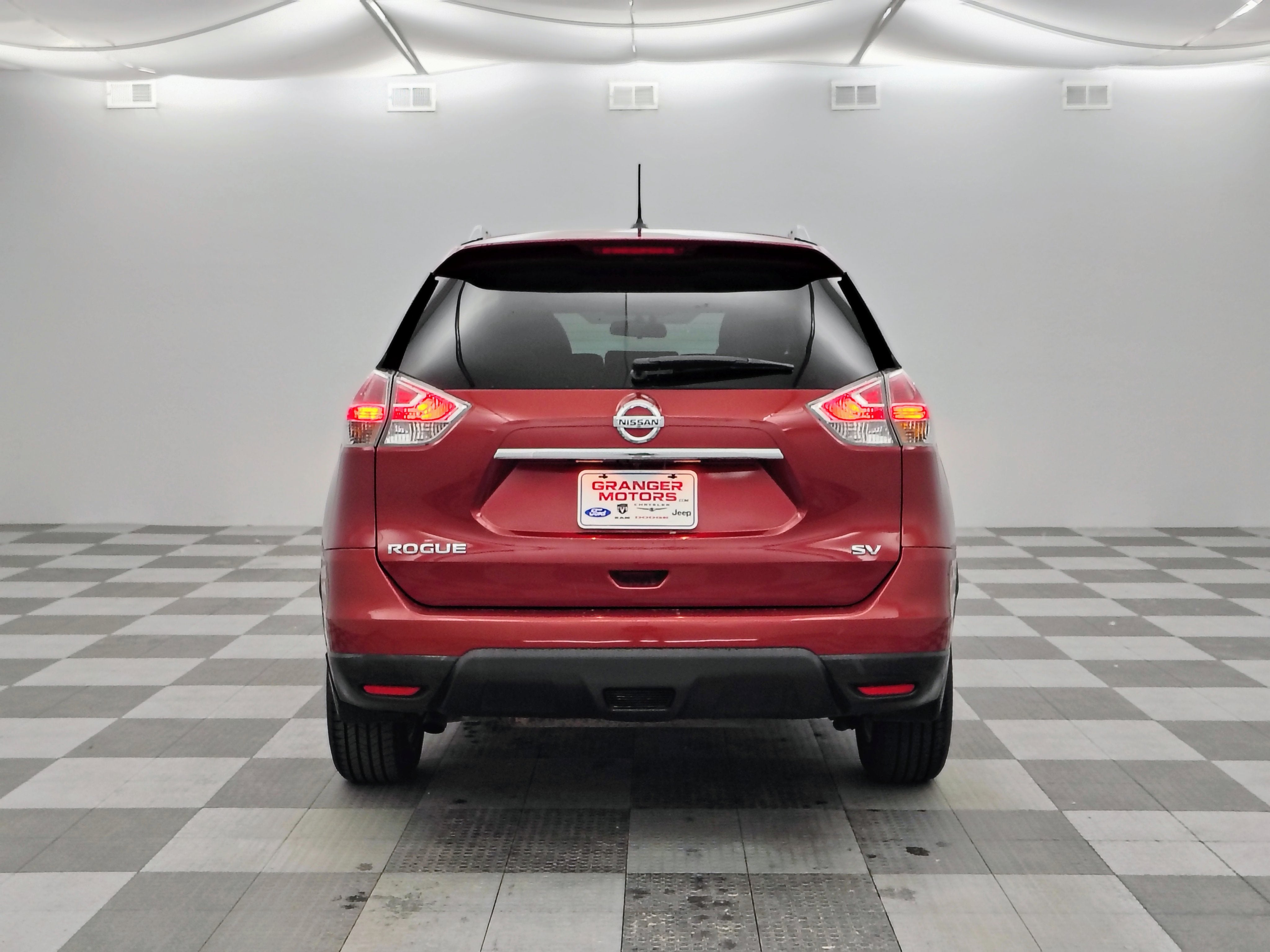 2016 Nissan Rogue SV